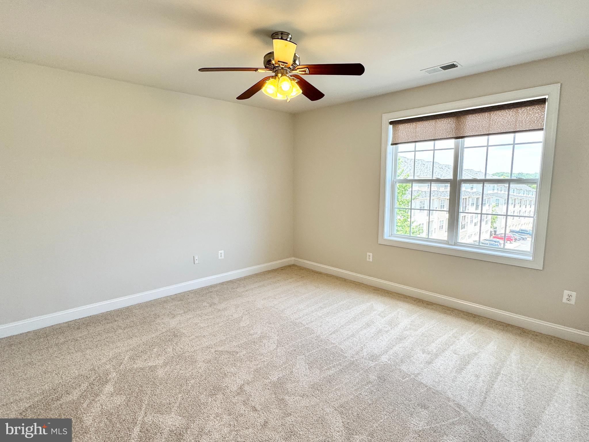 POTOMAC CLUB - Residential Lease