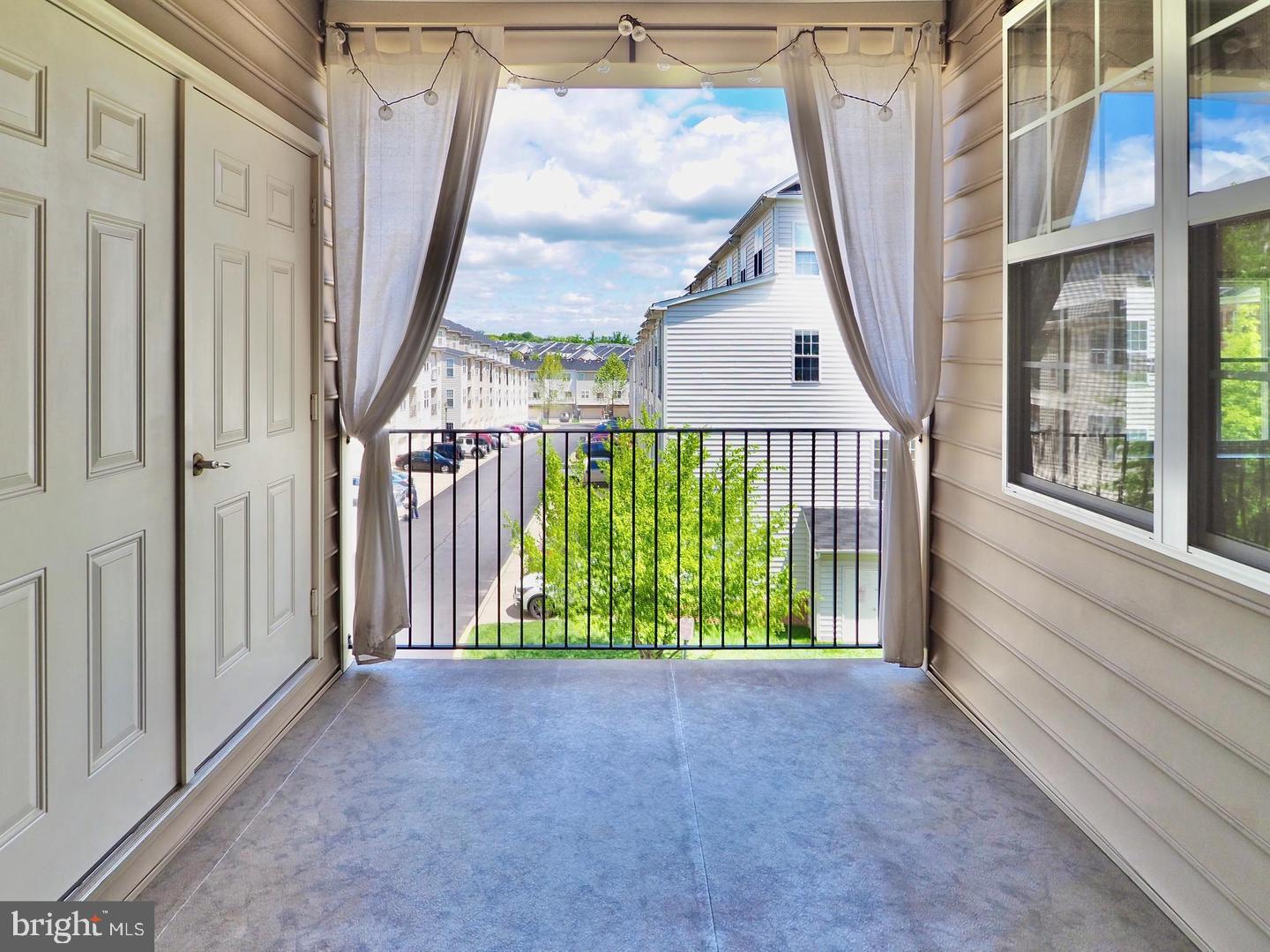 POTOMAC CLUB - Residential Lease