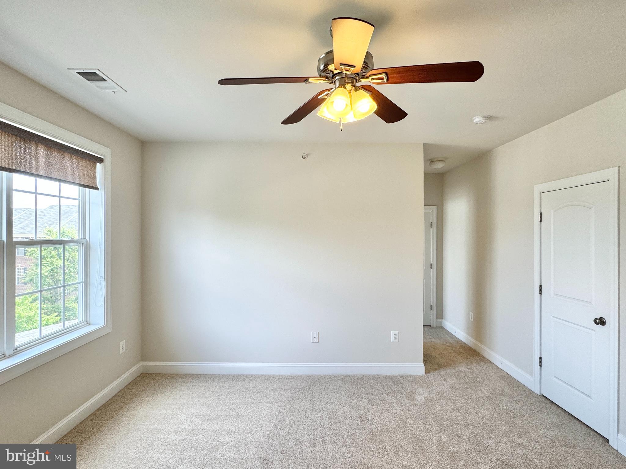 POTOMAC CLUB - Residential Lease