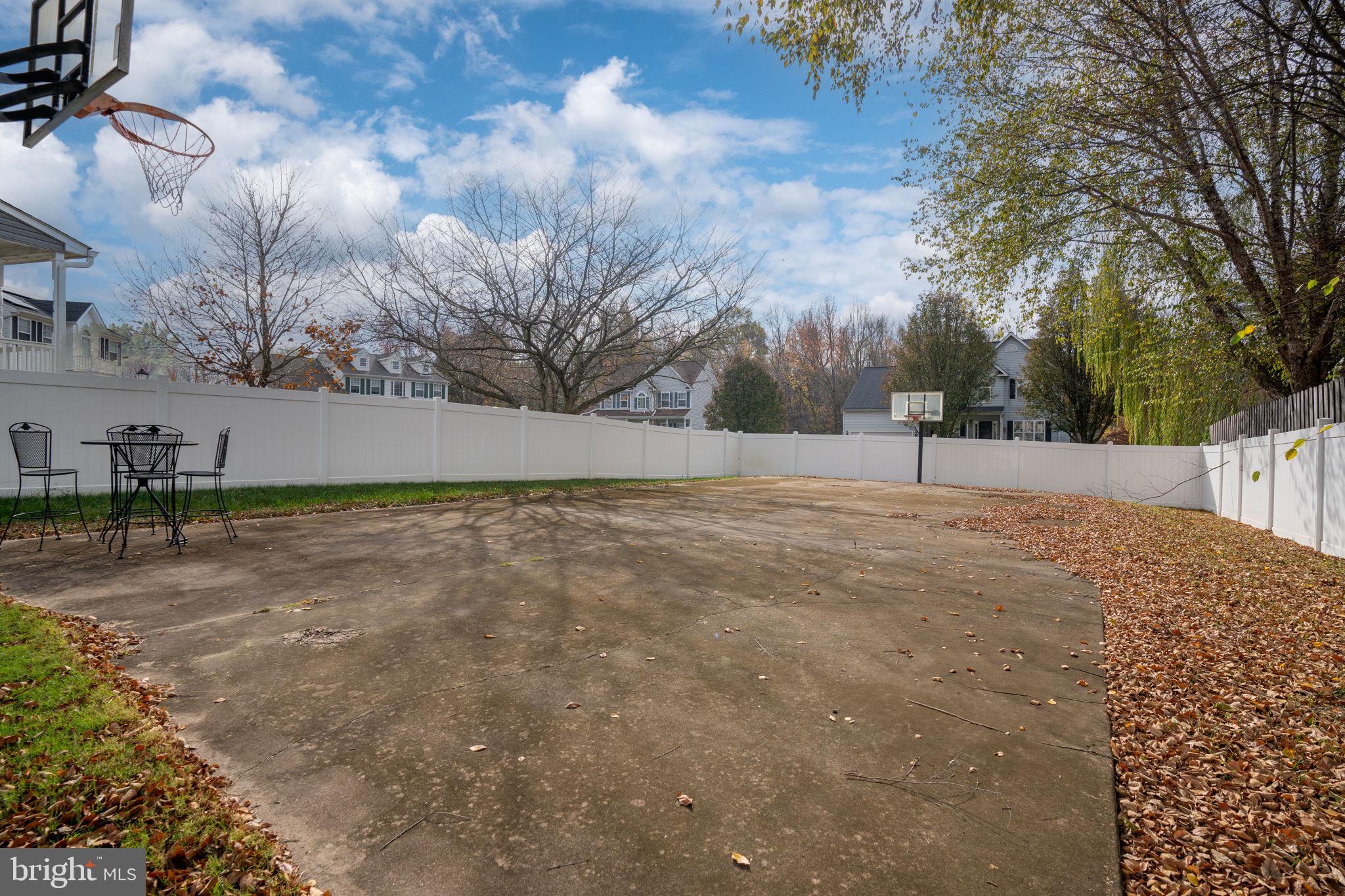 AUTUMN RIDGE - Residential