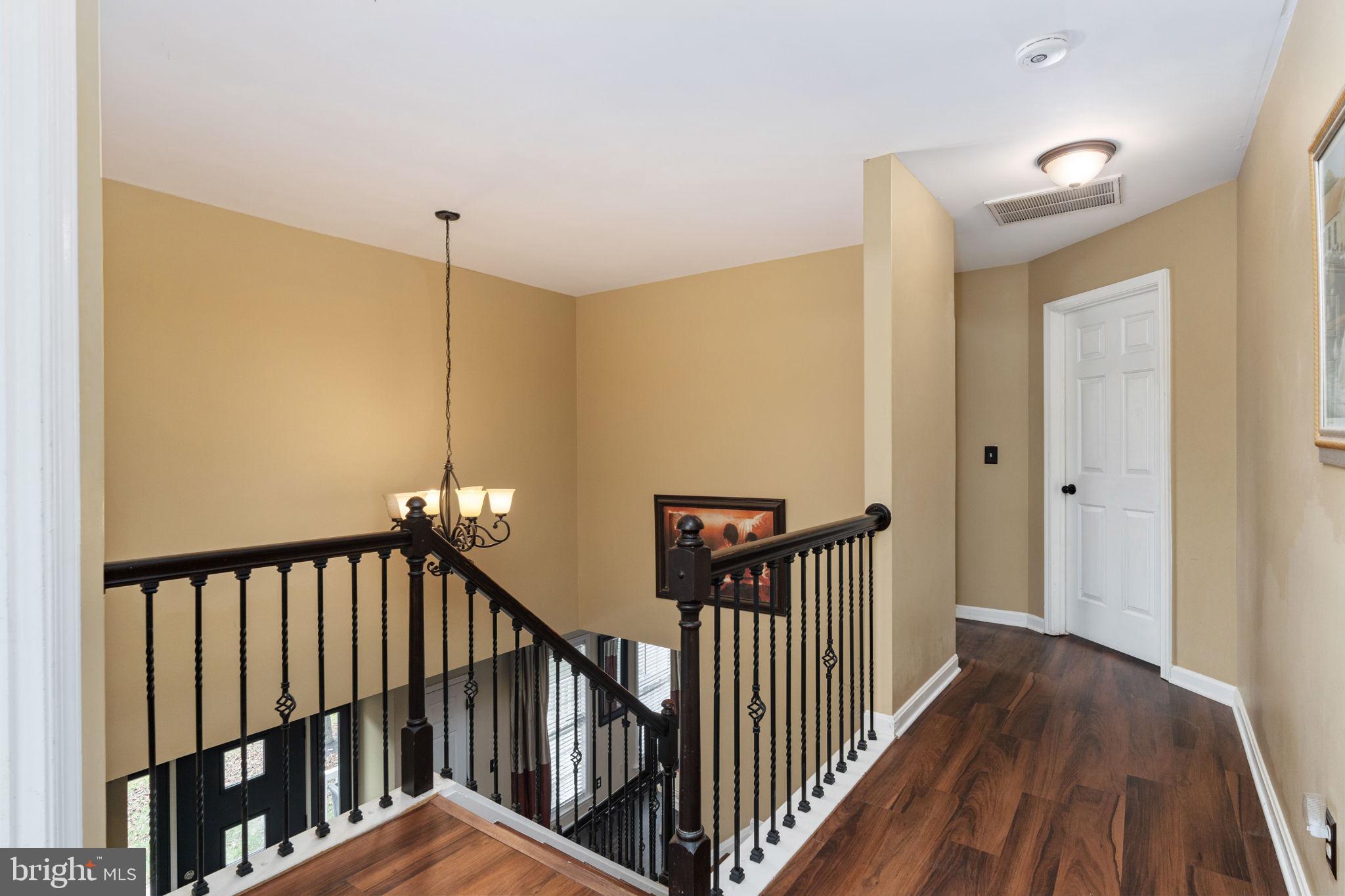 AUTUMN RIDGE - Residential