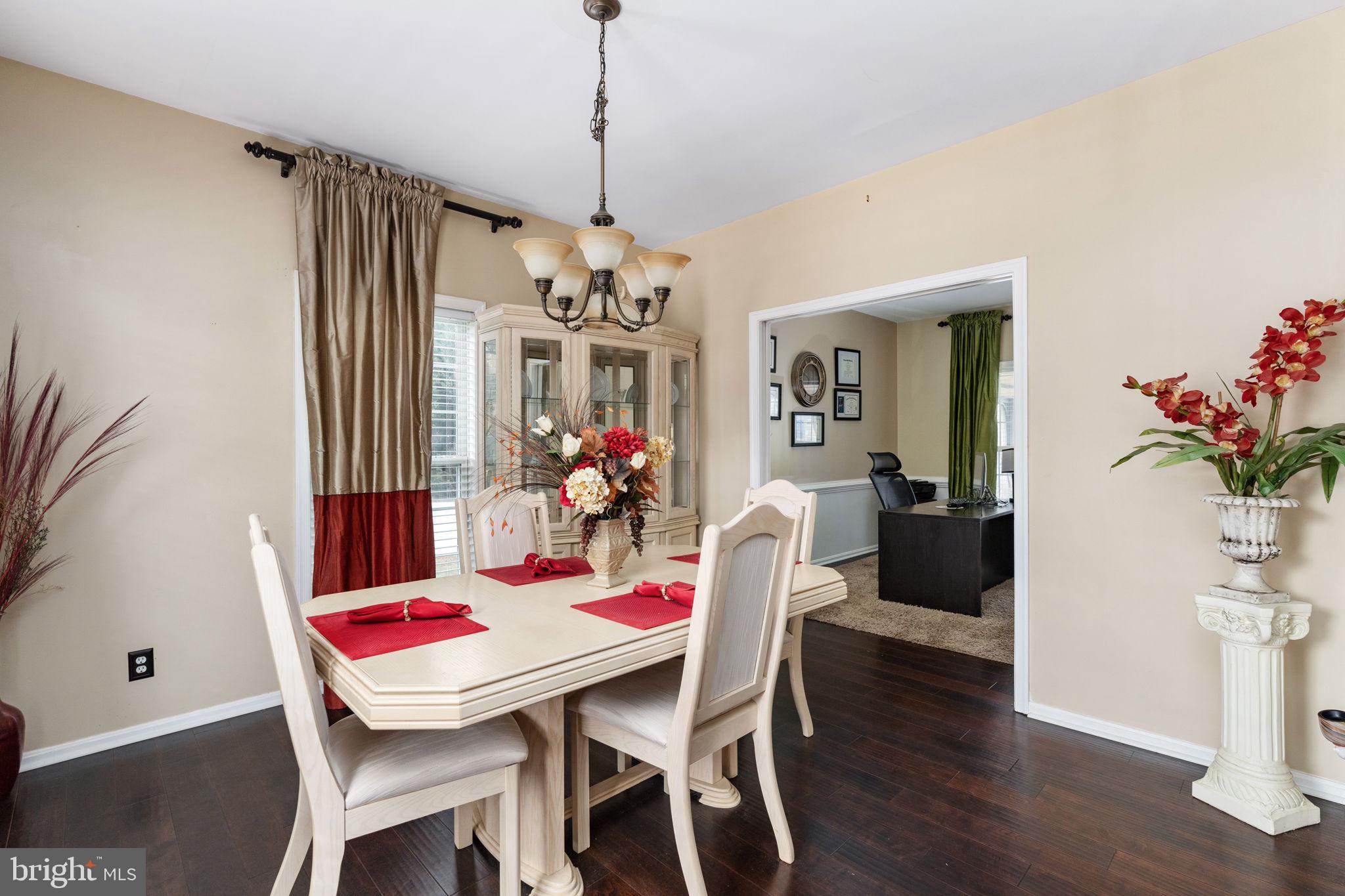 AUTUMN RIDGE - Residential