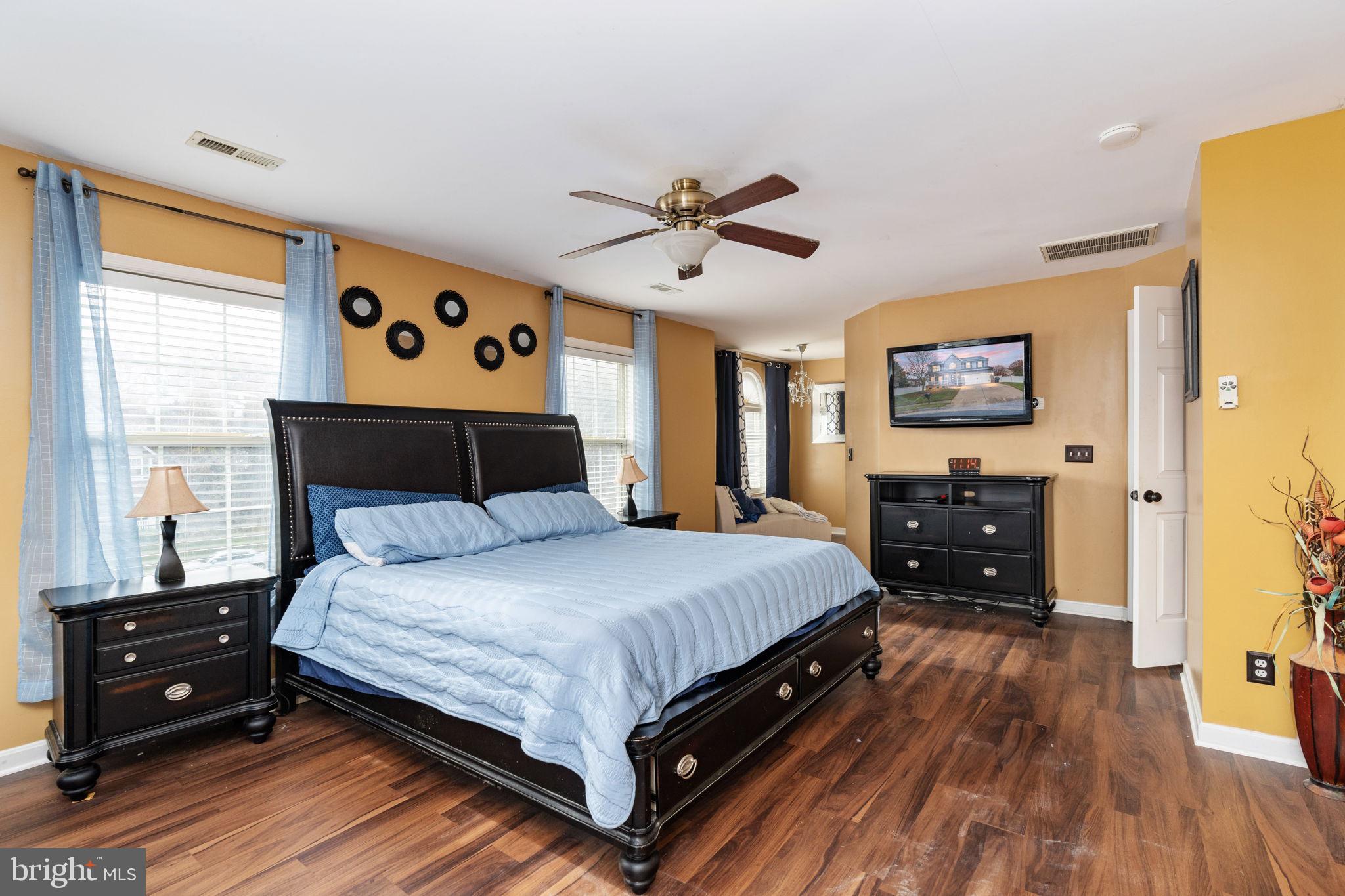 AUTUMN RIDGE - Residential