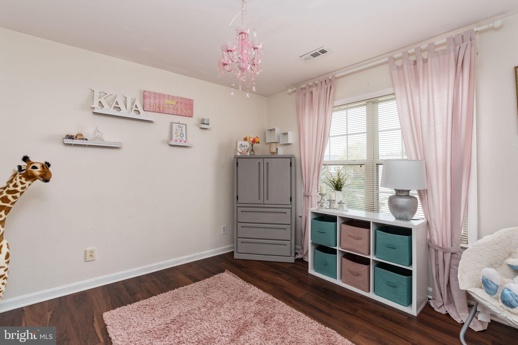 AUTUMN RIDGE - Residential