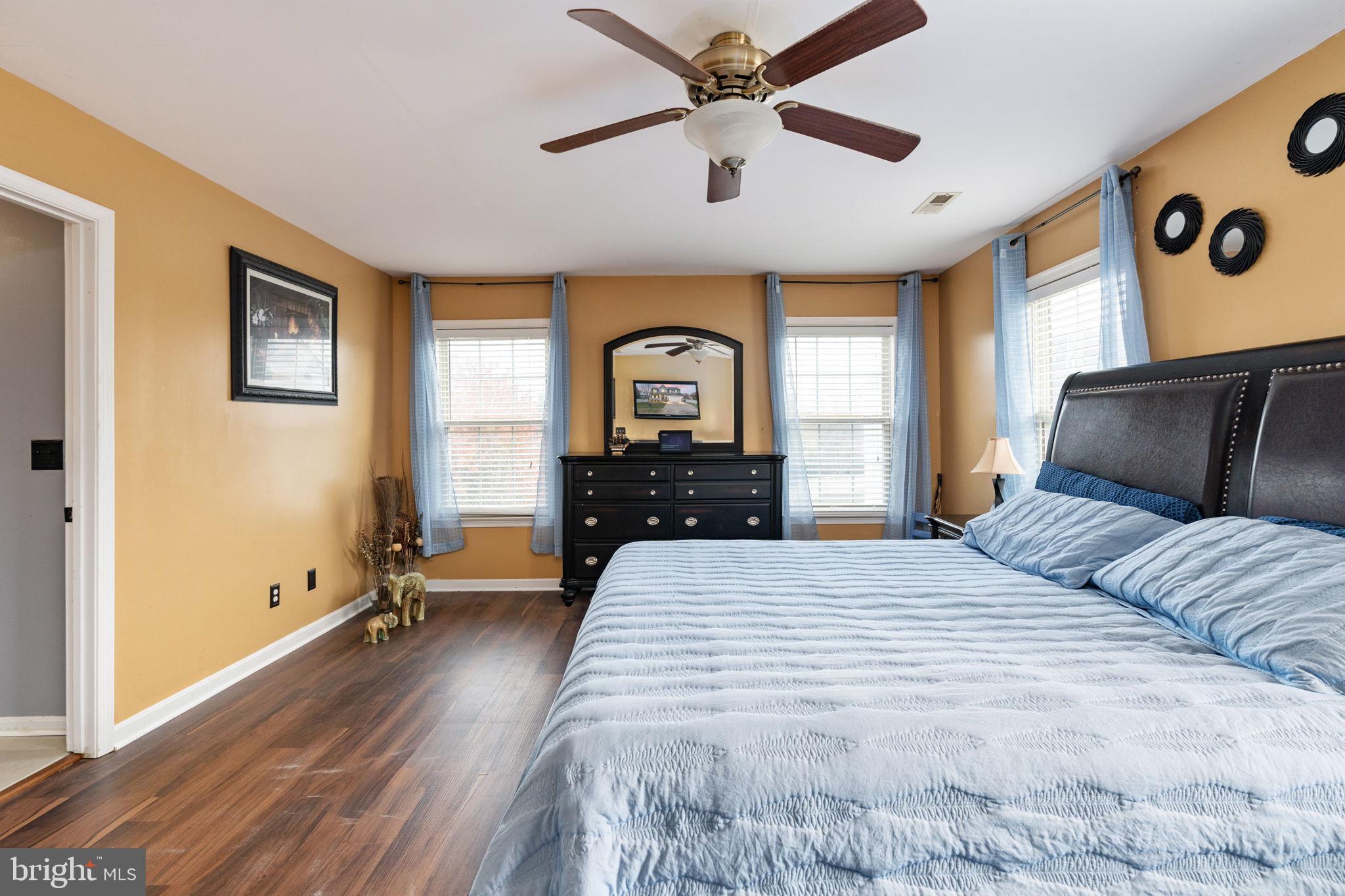 AUTUMN RIDGE - Residential