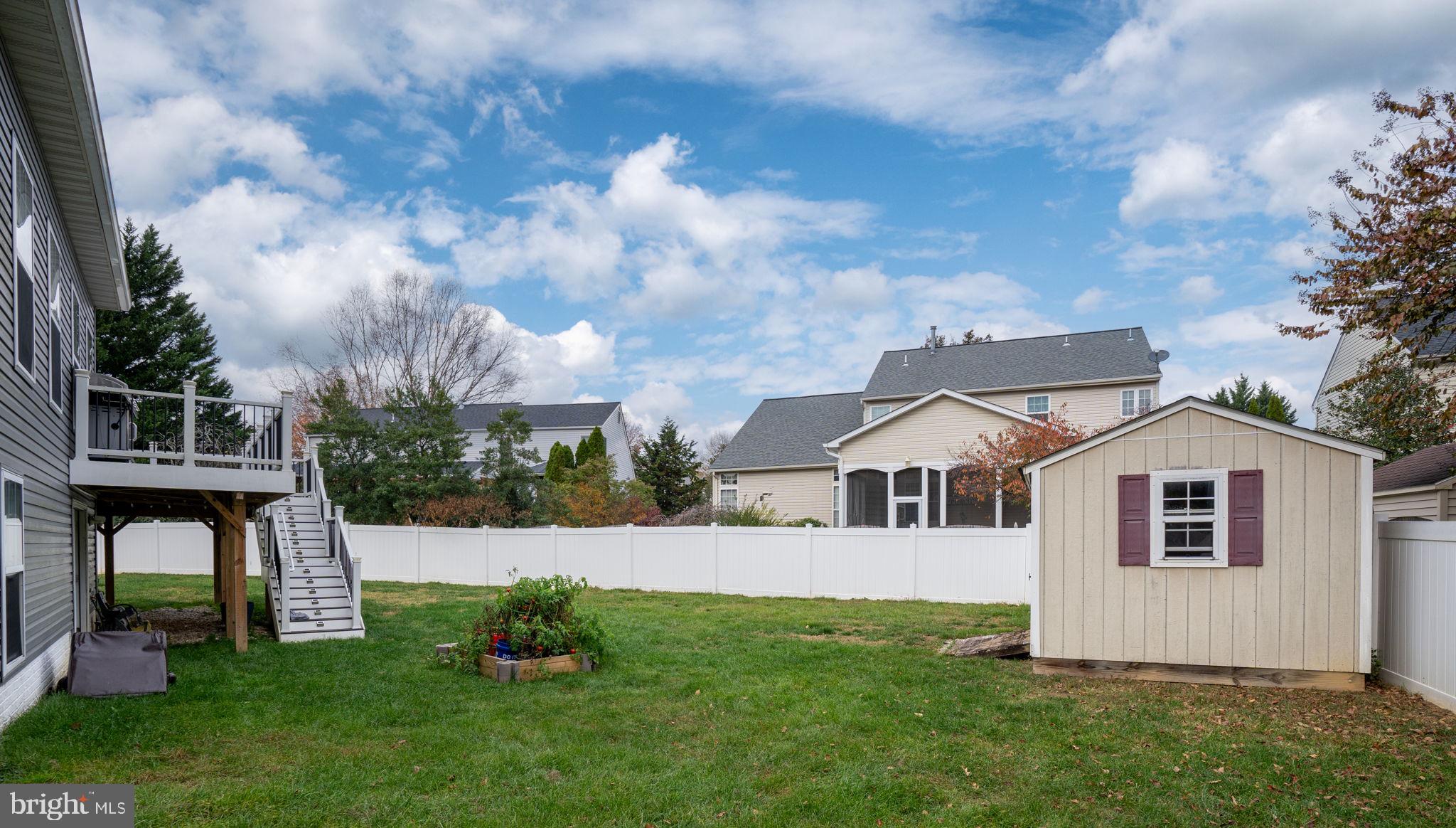 AUTUMN RIDGE - Residential