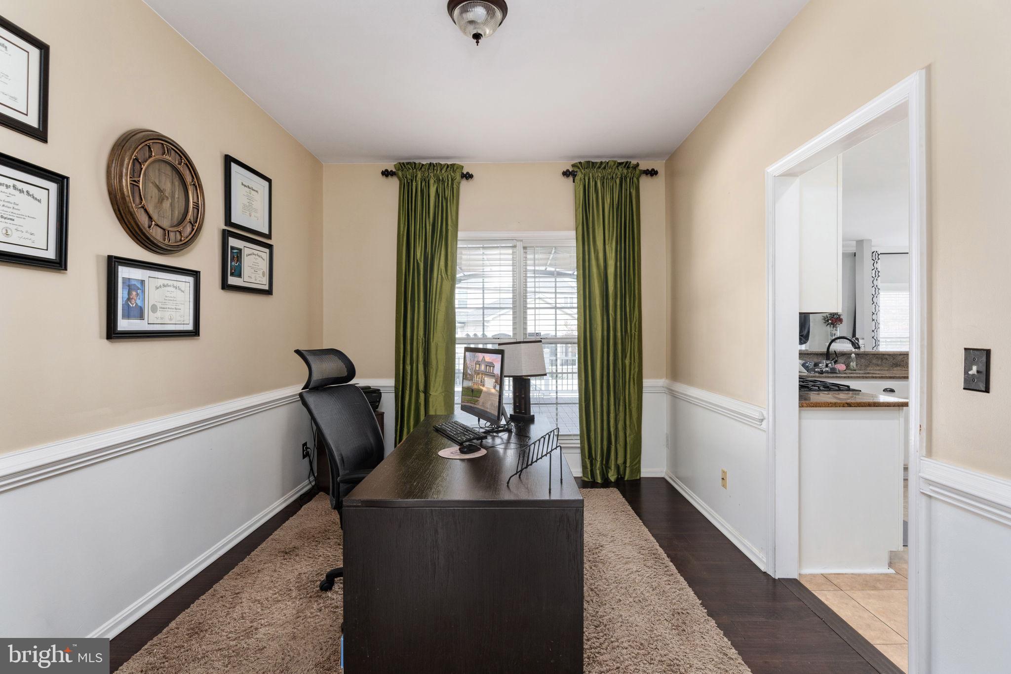 AUTUMN RIDGE - Residential