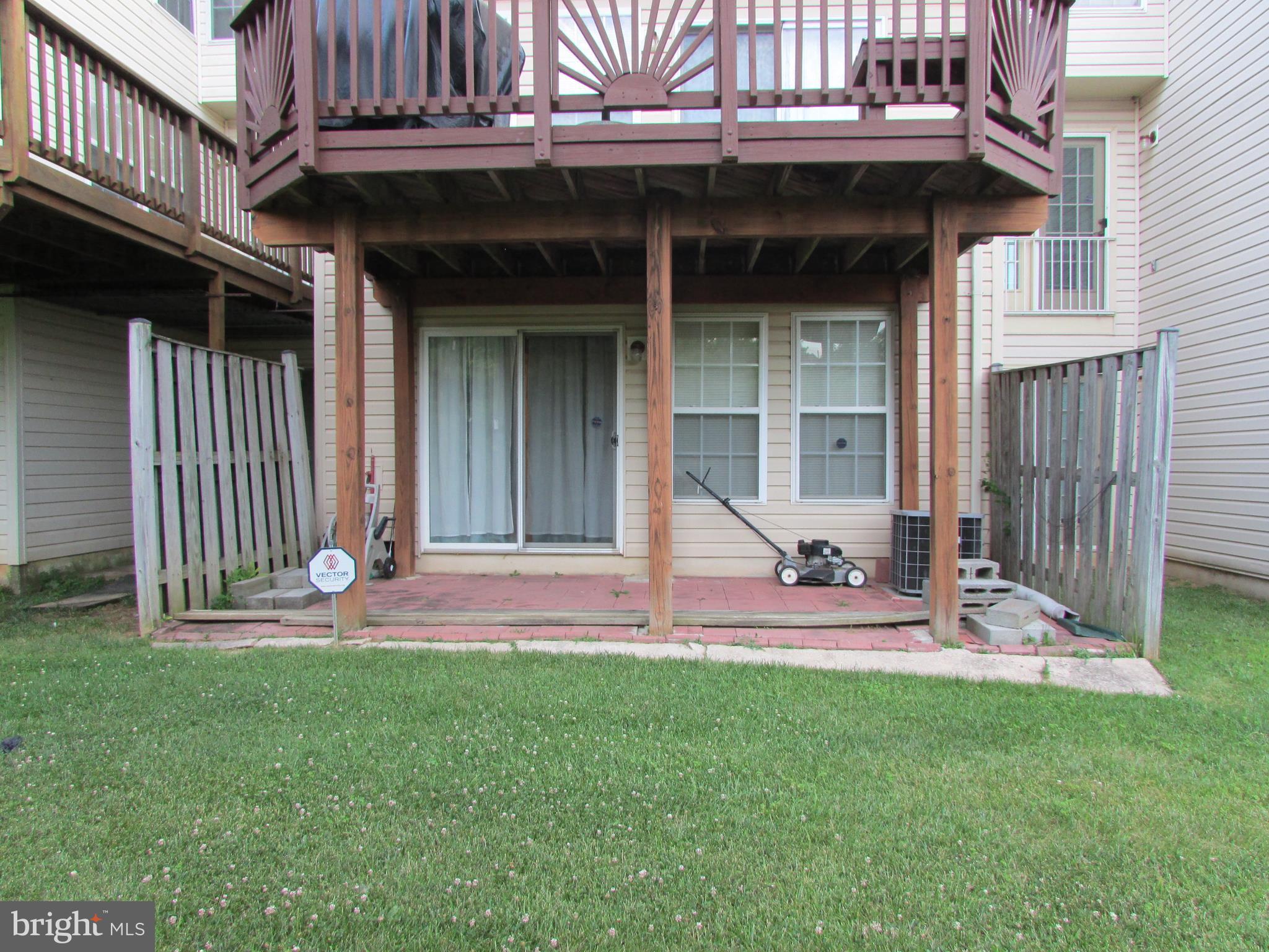 COLLEGE - Residential