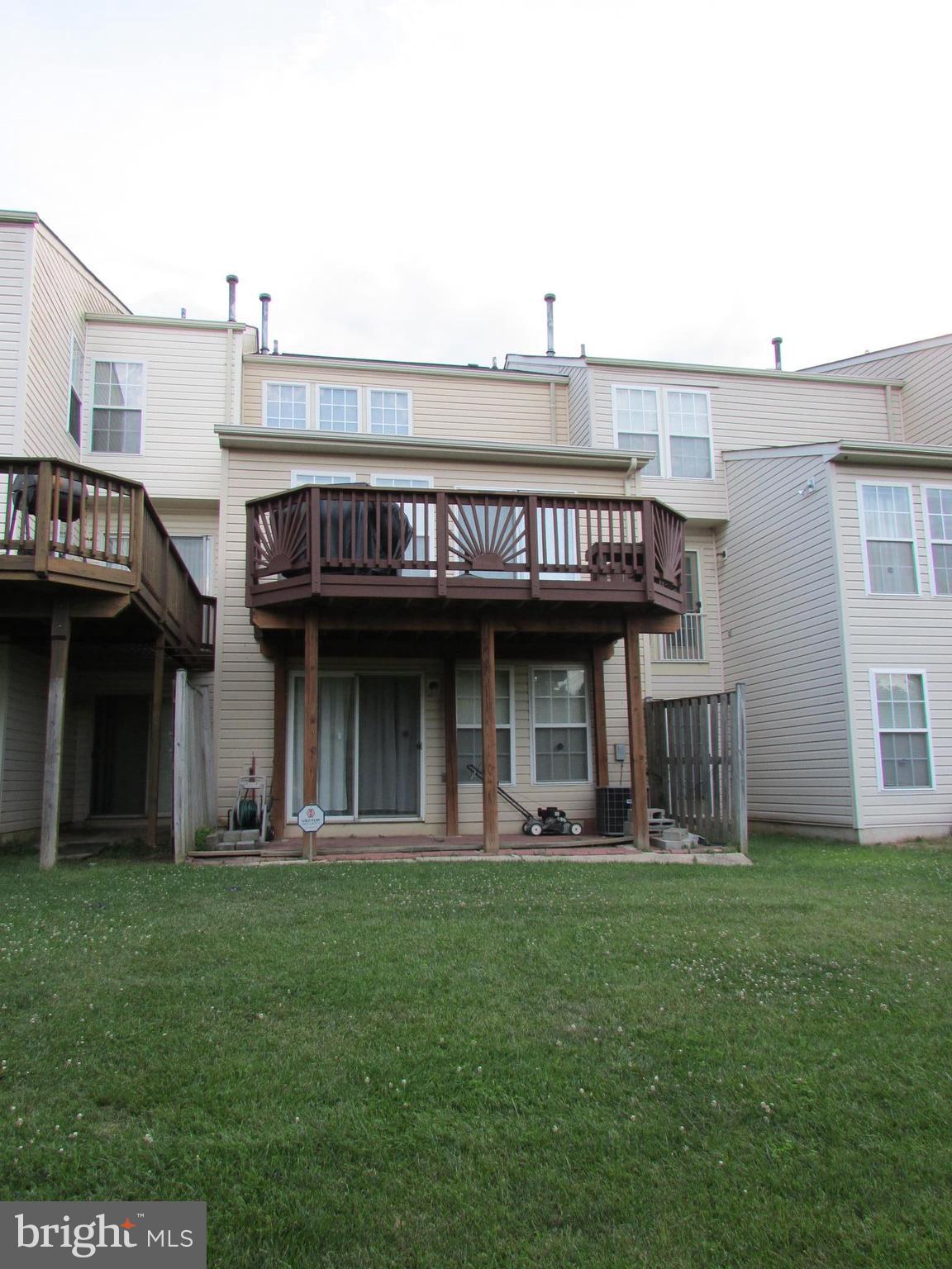 COLLEGE - Residential