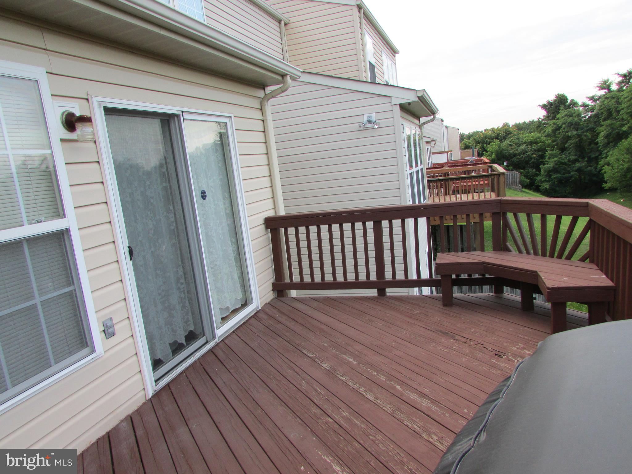 COLLEGE - Residential