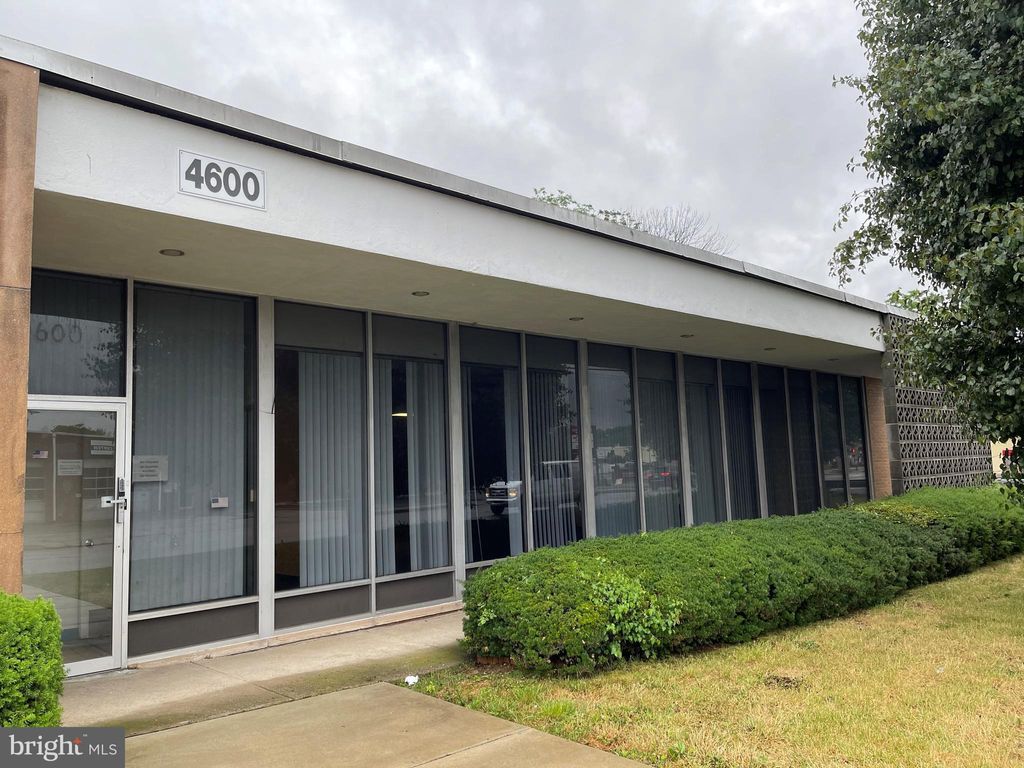 Photo of 4600 Edgmont Avenue #1, BROOKHAVEN, PA 19015 (MLS # PADE2106934)