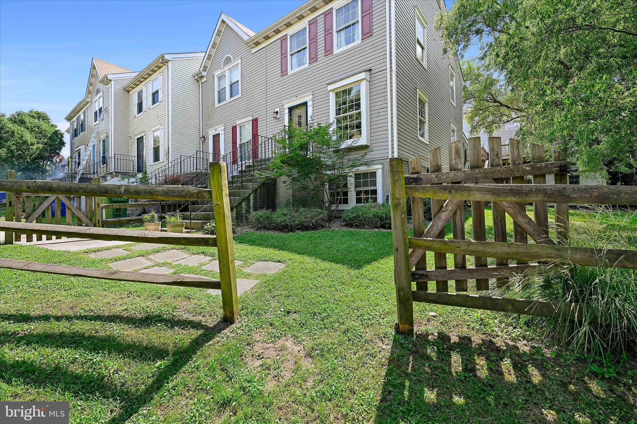 BROOKLYN - Residential