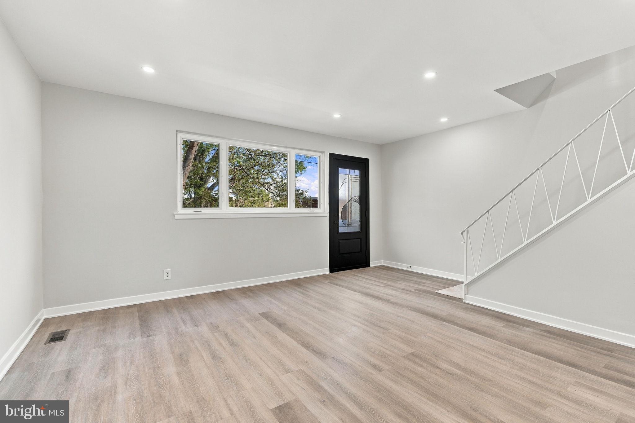 705 STRAHLE STREET