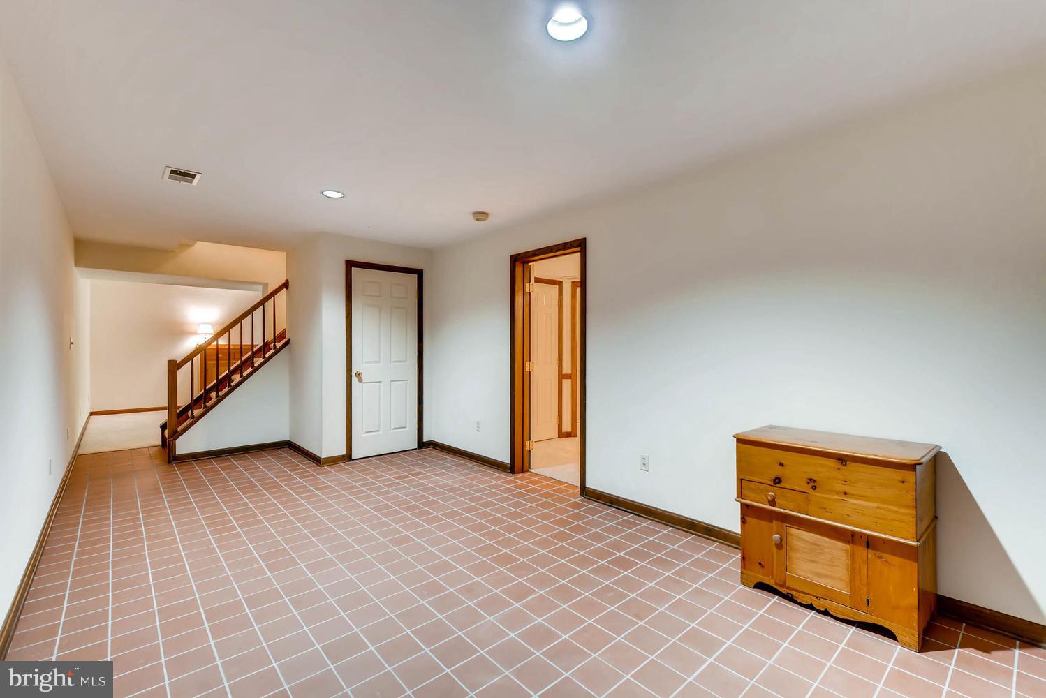 GREENLANDS HUNT VALLEY - Residential