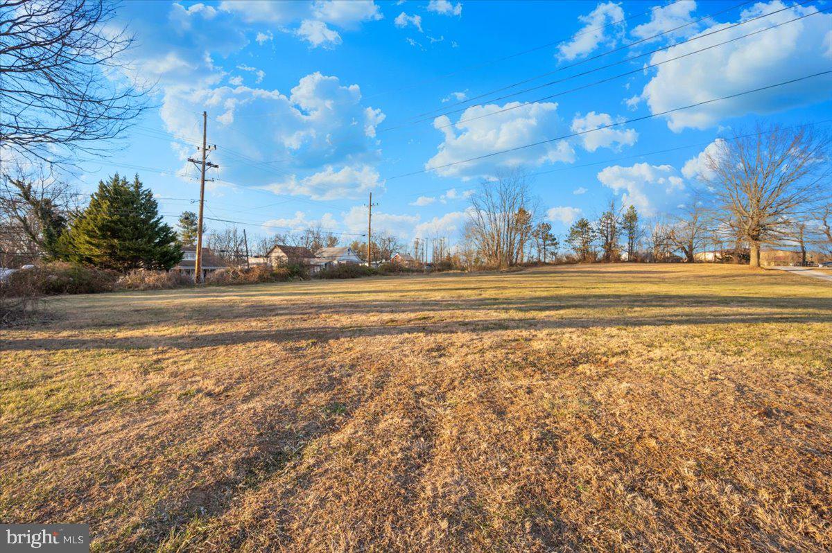 WILLIAMSPORT - Residential