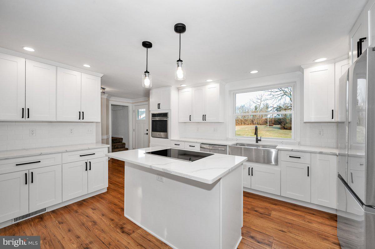 WILLIAMSPORT - Residential