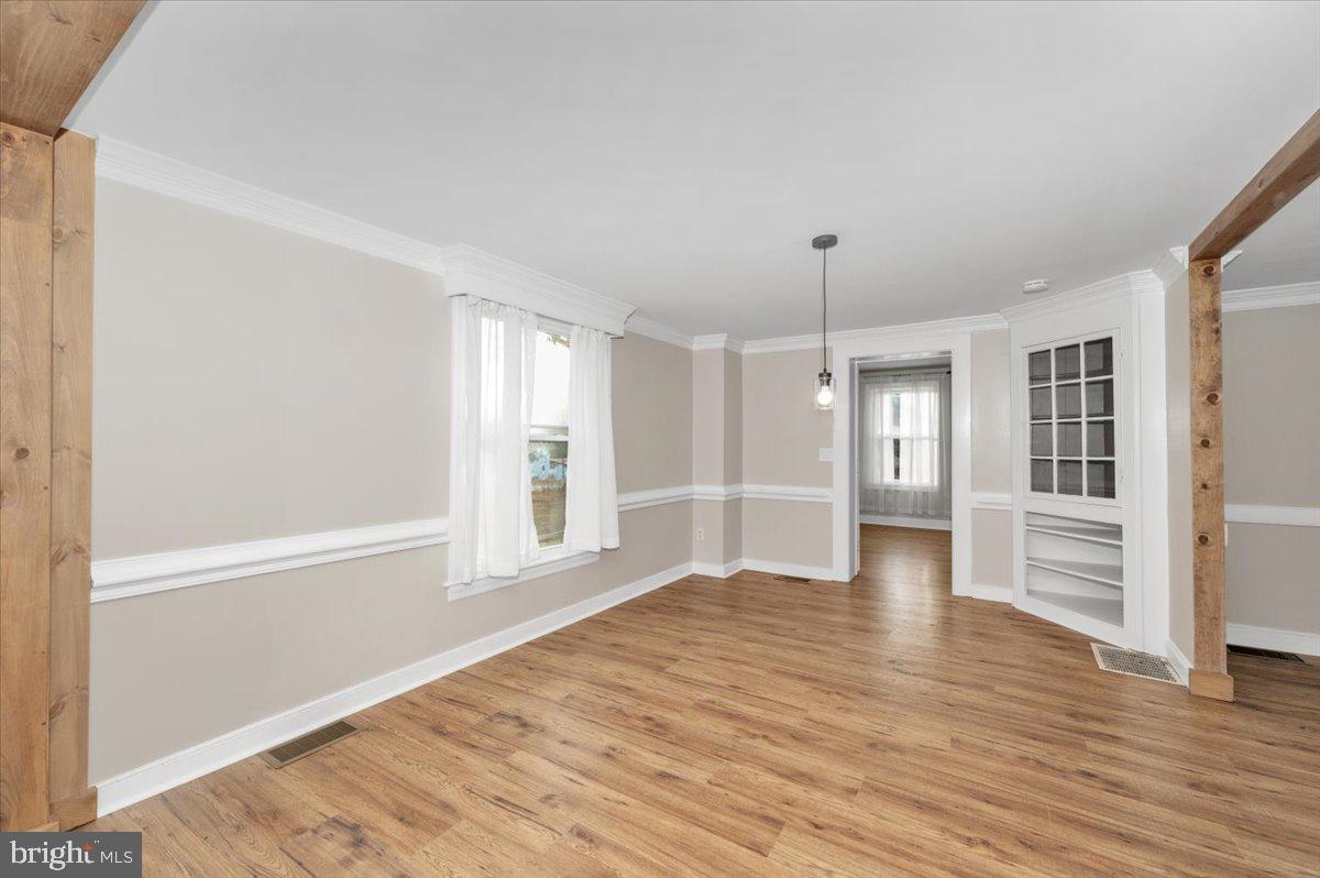 WILLIAMSPORT - Residential