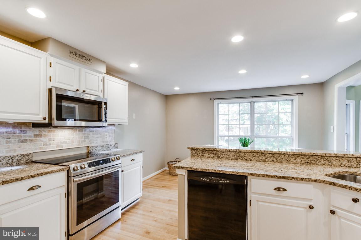 ASHBURN FARM - Residential