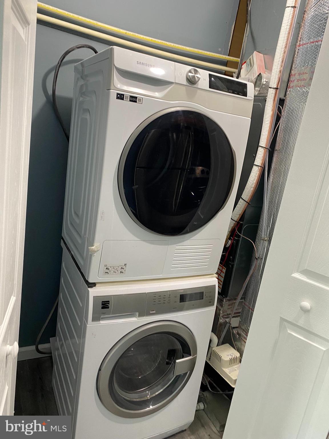 KENWOOD PARK - Residential