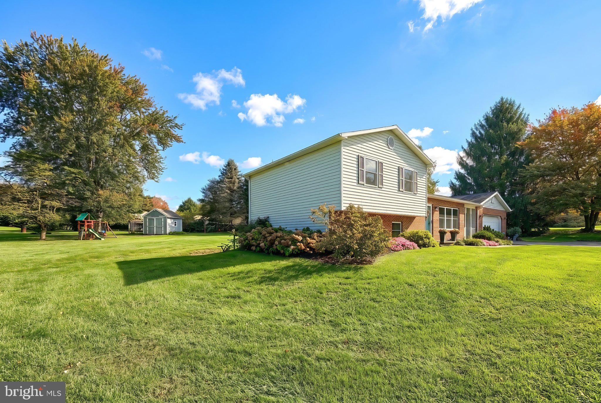 22 WILLOW CREEK ROAD