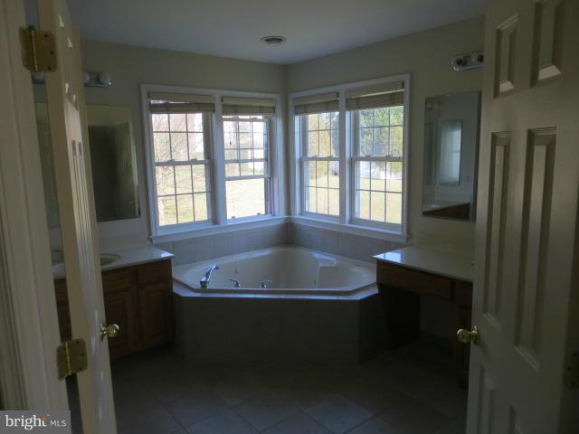 SHIPLEYS RETREAT - Residential