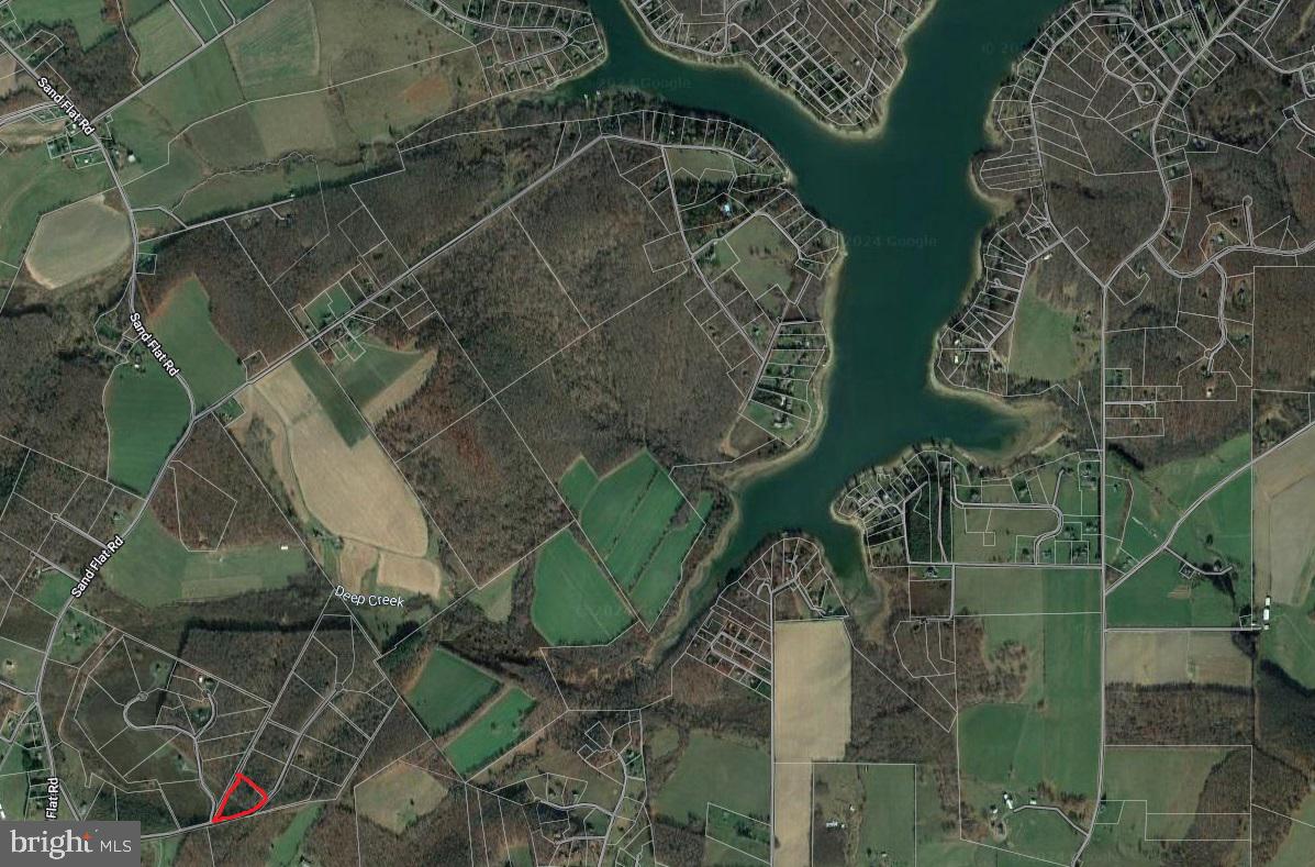 HUNTERS RIDGE ESTATES - Land