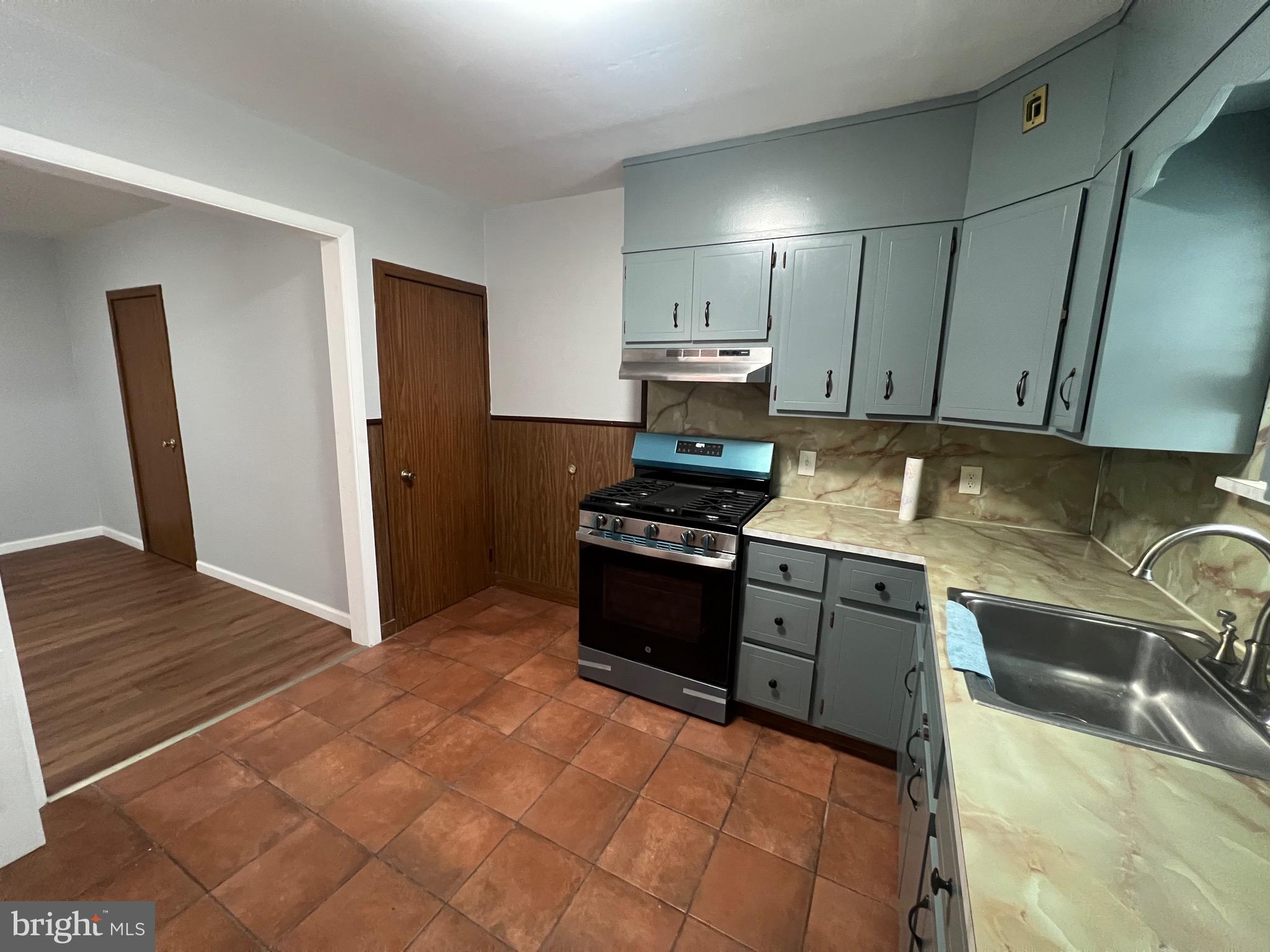 NORTHWOOD - Residential