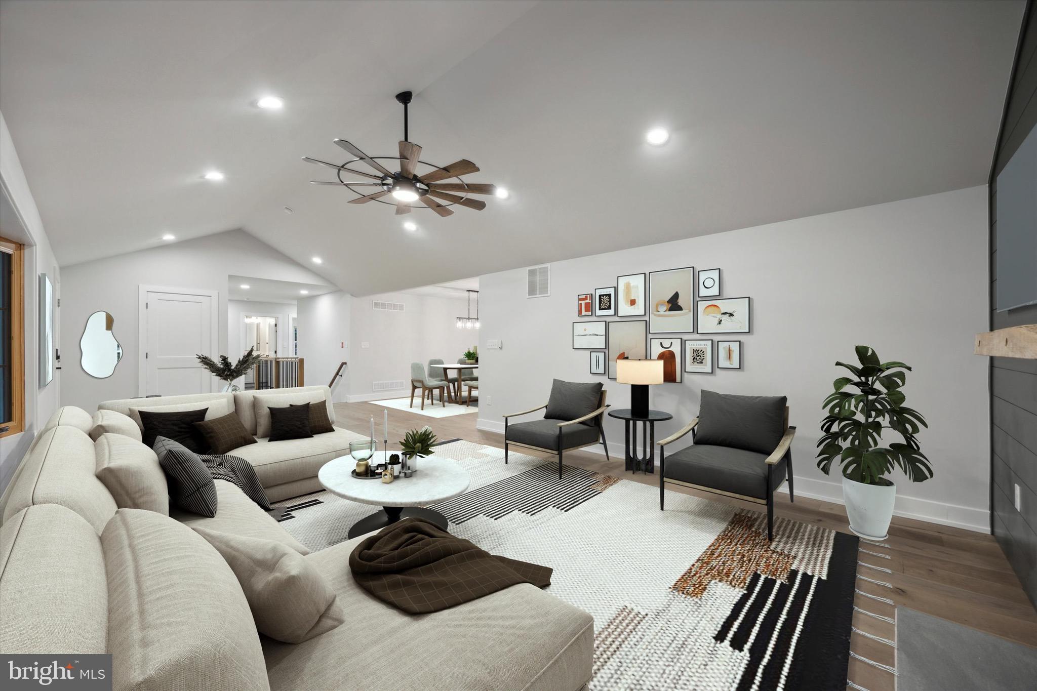 PENN OAK MANOR - Residential