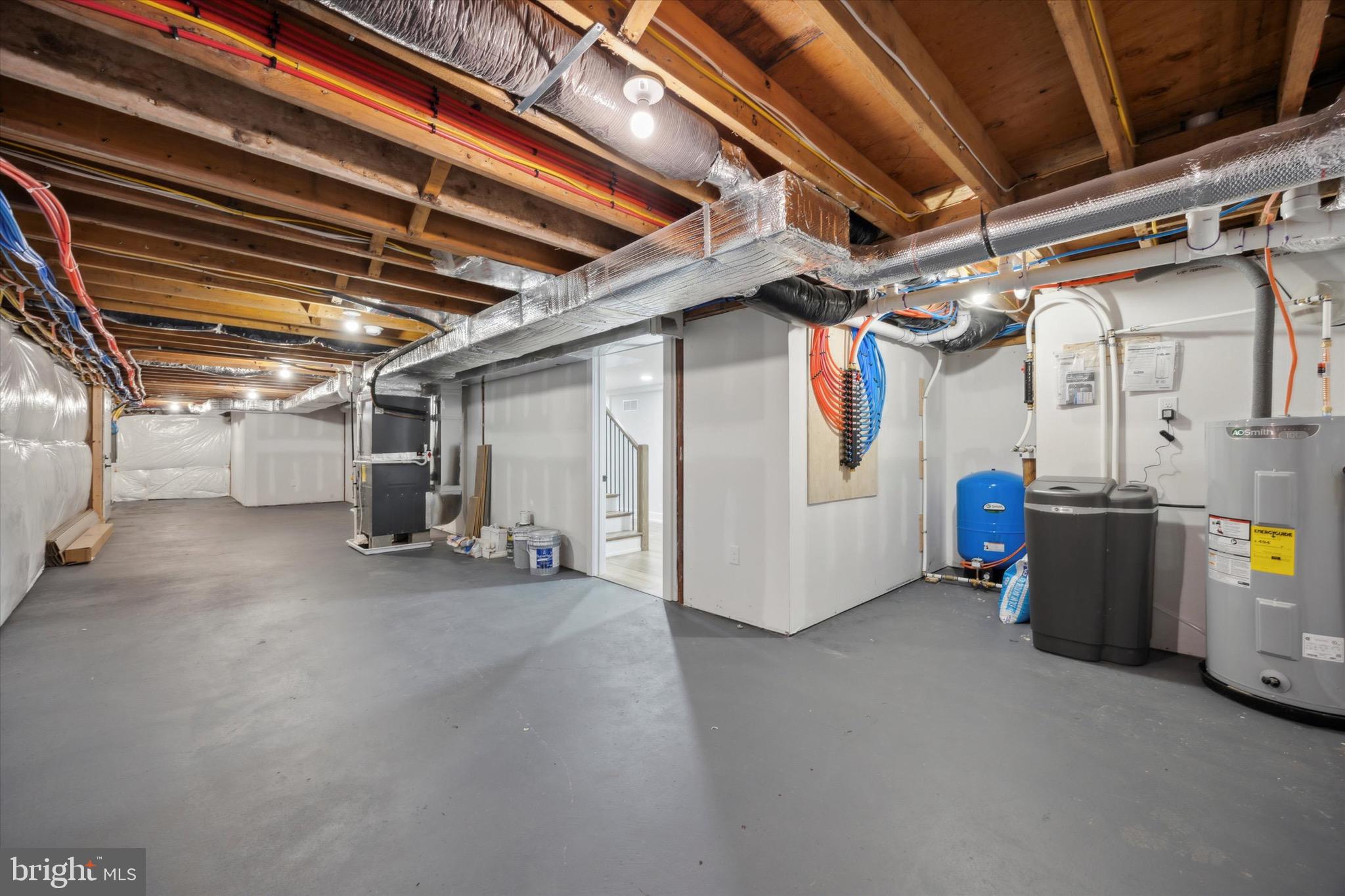 PENN OAK MANOR - Residential