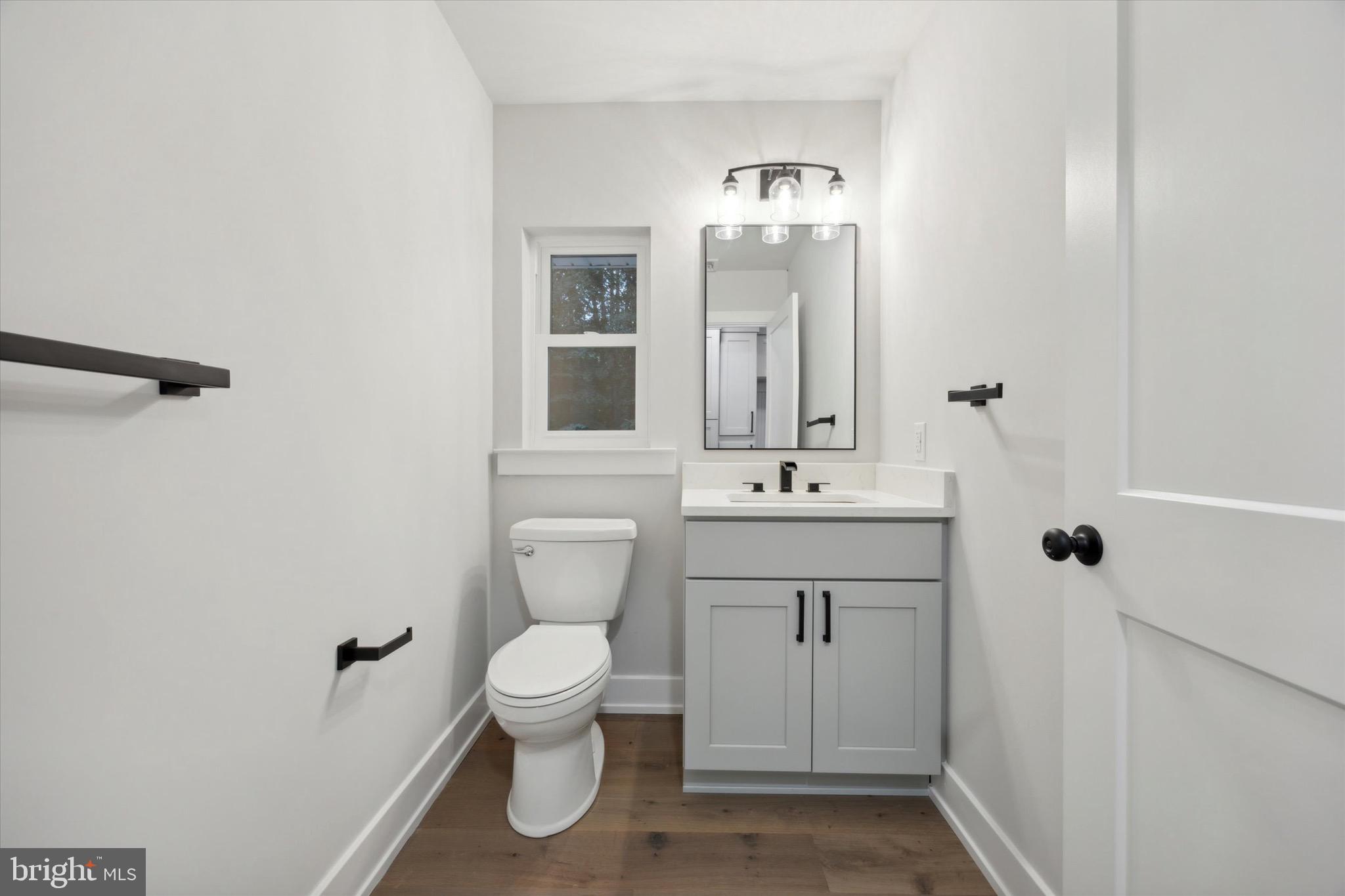 PENN OAK MANOR - Residential