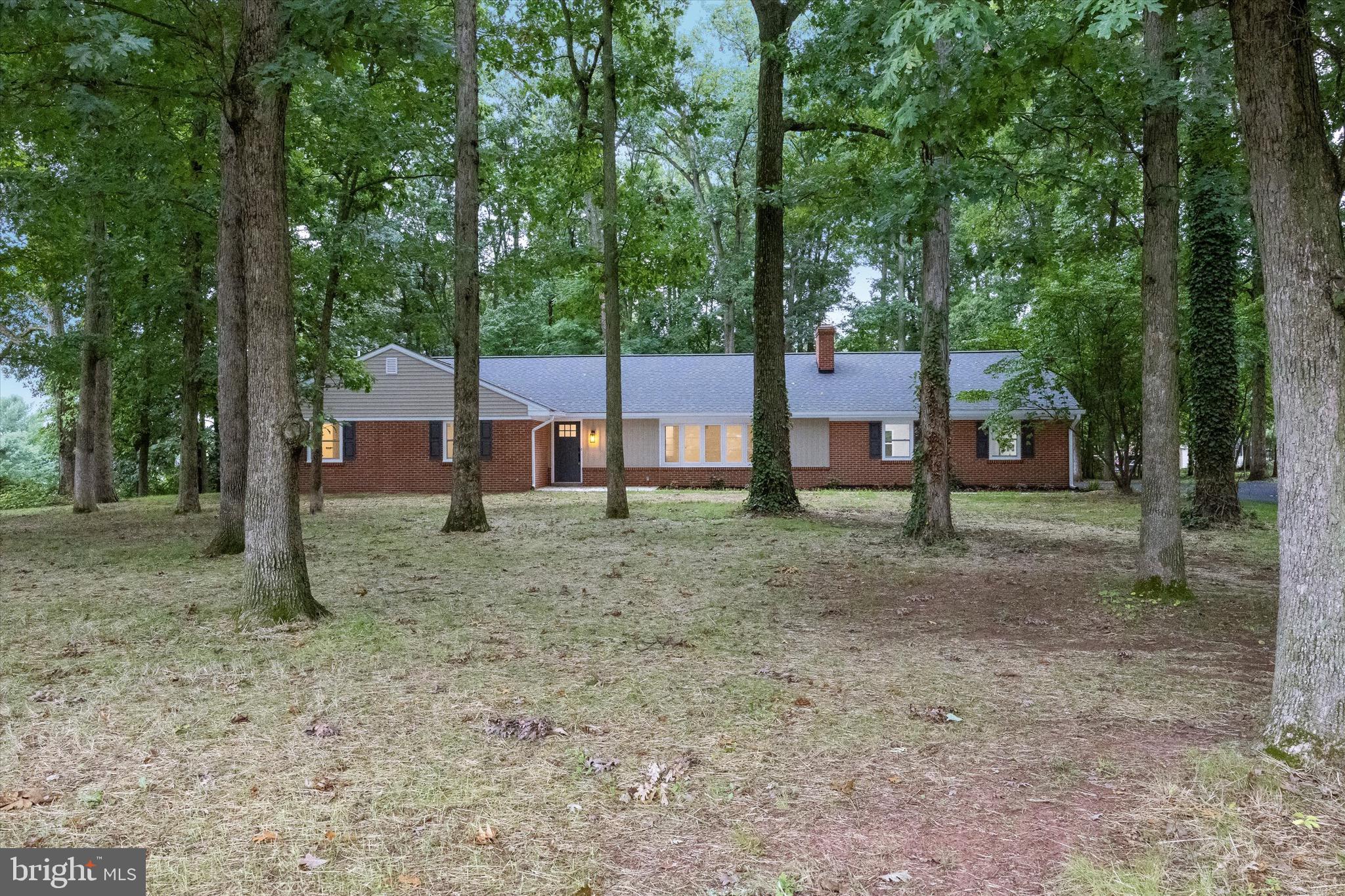 PENN OAK MANOR - Residential