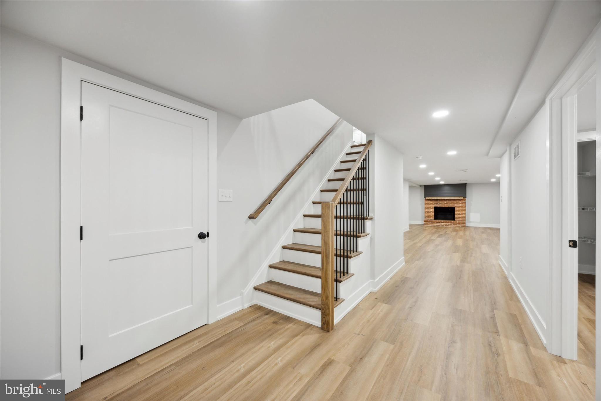 PENN OAK MANOR - Residential