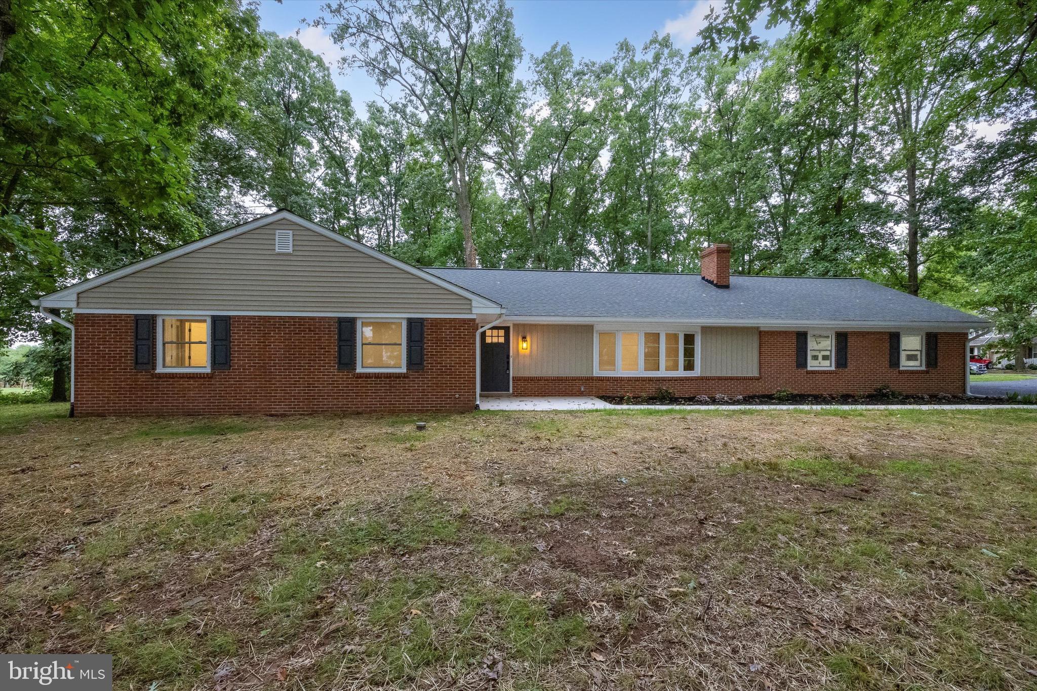 PENN OAK MANOR - Residential