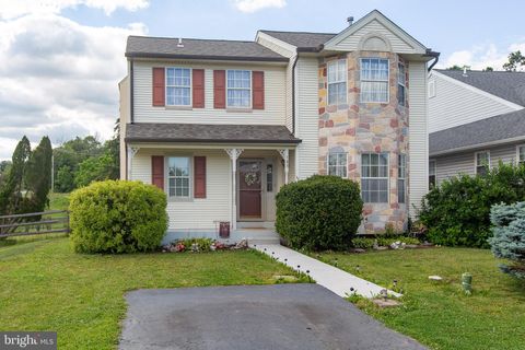 Homes For Sale - 168 Regents Road<br/> Montgomery County, COLLEGEVILLE, PA 19426