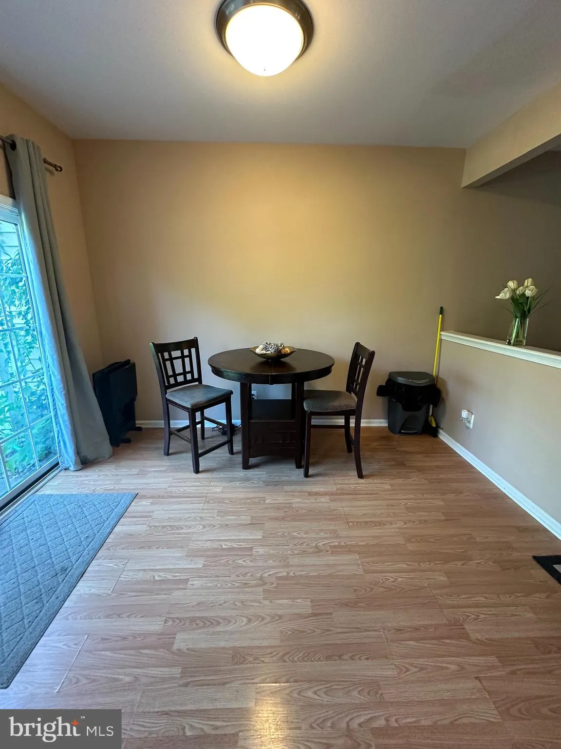 Mount Laurel, New Jersey 08054, United States, 3 Bedrooms Bedrooms, ,2 BathroomsBathrooms,Residential,Contingent,52110