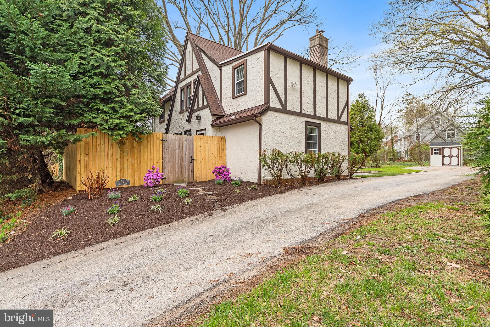 Swarthmore, Pennsylvania 19081, United States, 4 Bedrooms Bedrooms, ,3 BathroomsBathrooms,Residential,Pending,104455