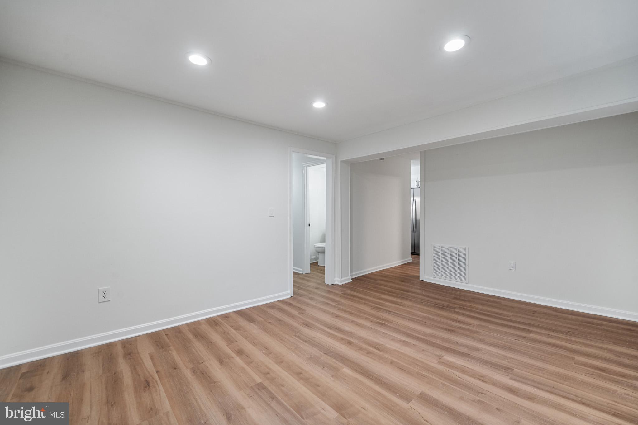 CHESAPEAKE HEIGHTS - Residential