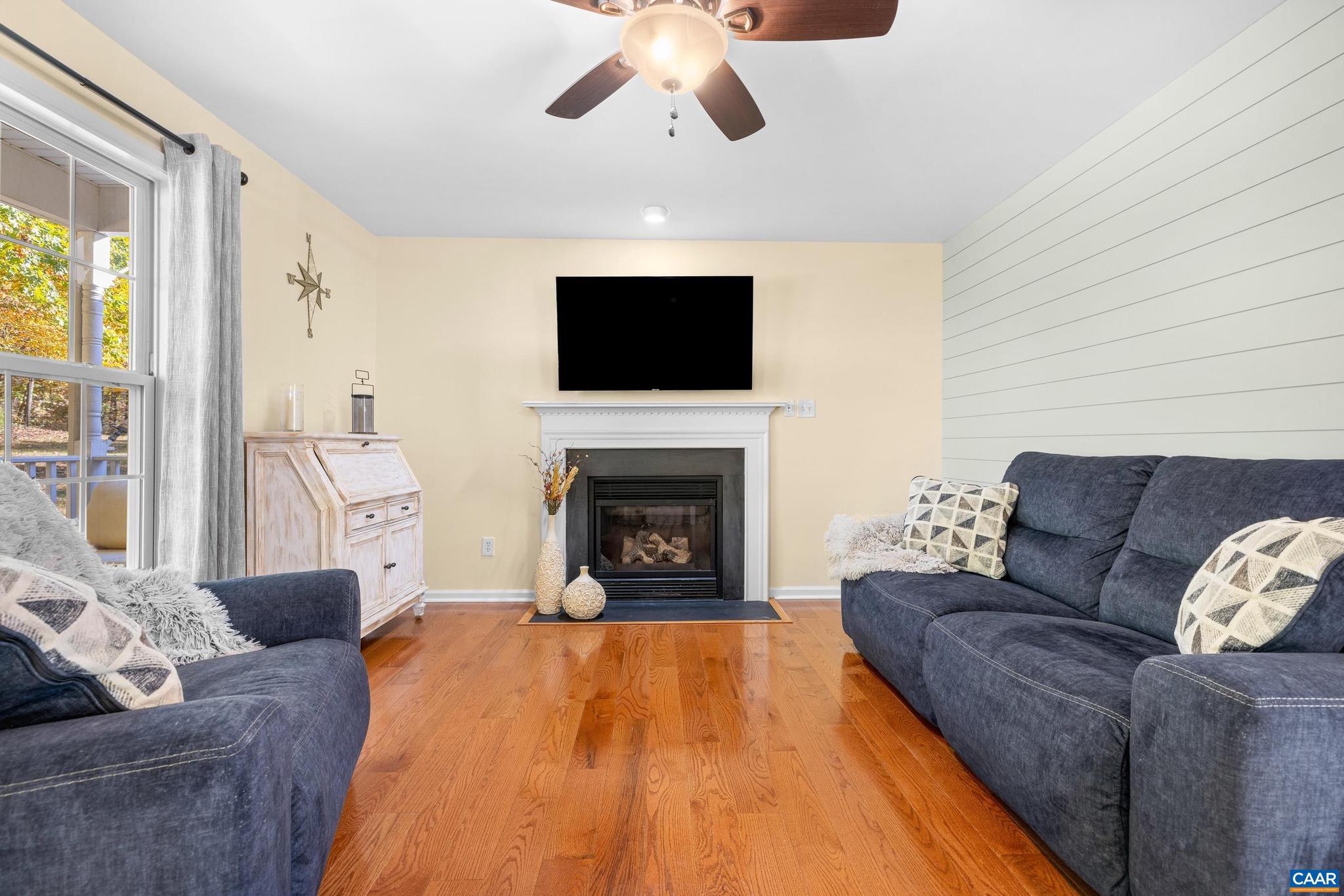 FOXRIDGE - Residential