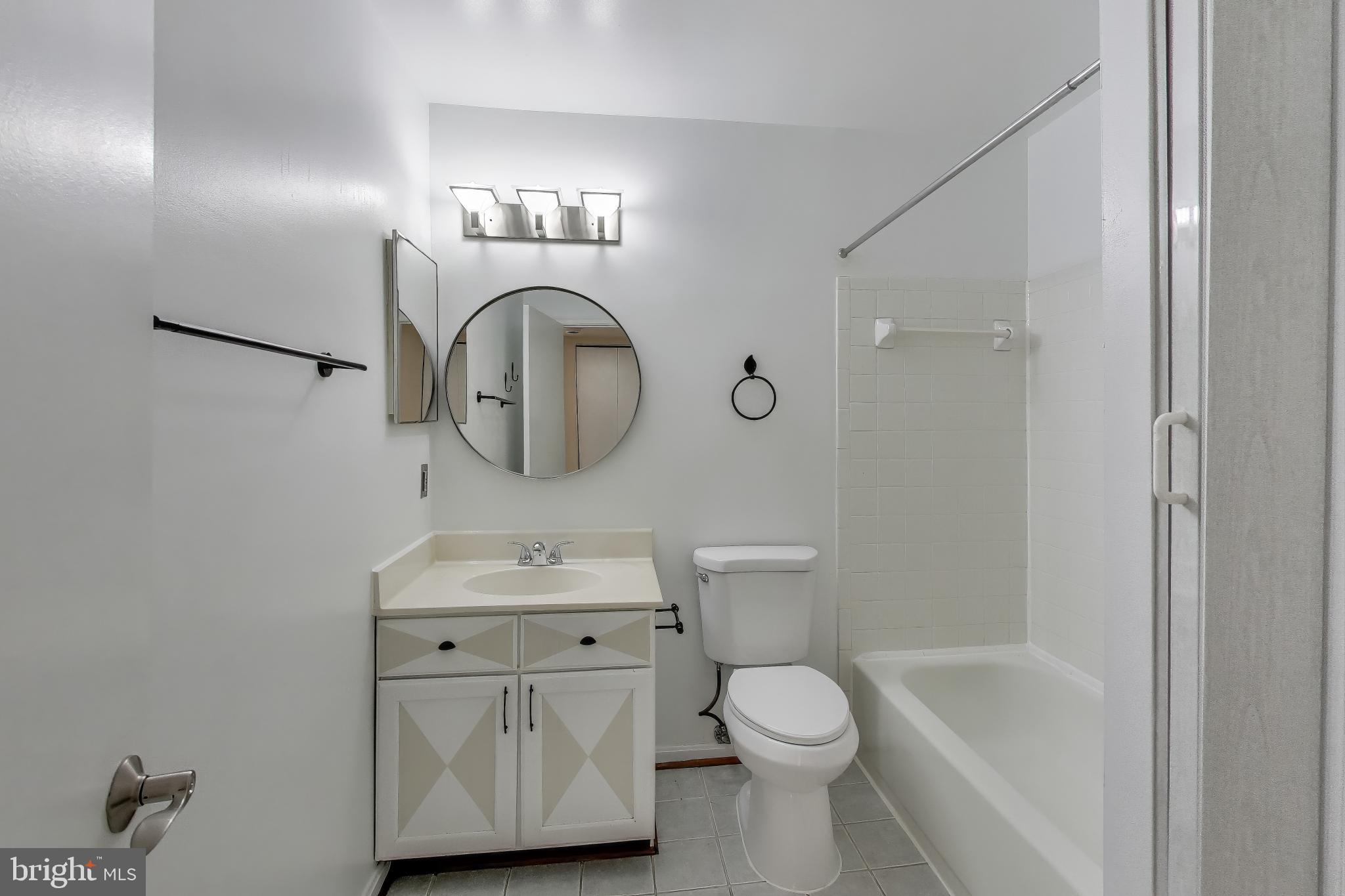 TIERS AT SILVER SPRING - Residential Lease