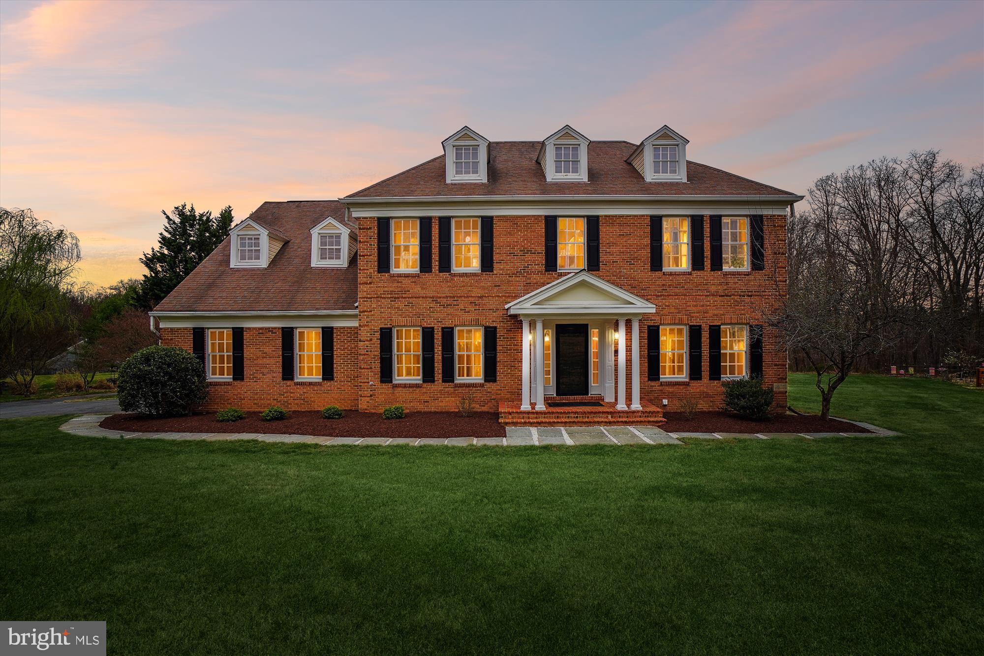 BURNHAM HILLS - Residential