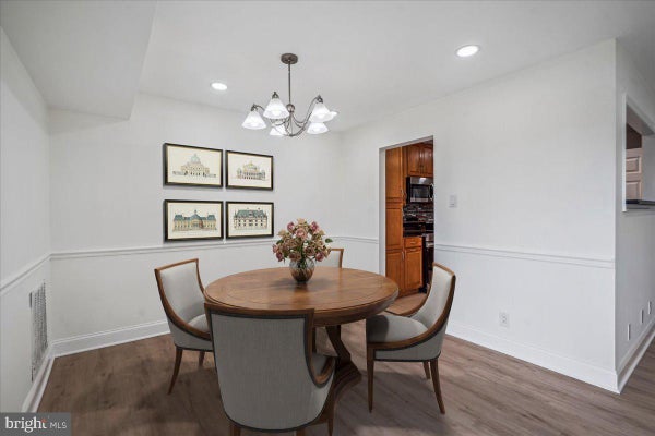 12001 OLD COLUMBIA PIKE APT 514, SILVER SPRING, MD 20904 - Image 5e2f12cbdcf0f86c2a7134b76febec20/2547312486