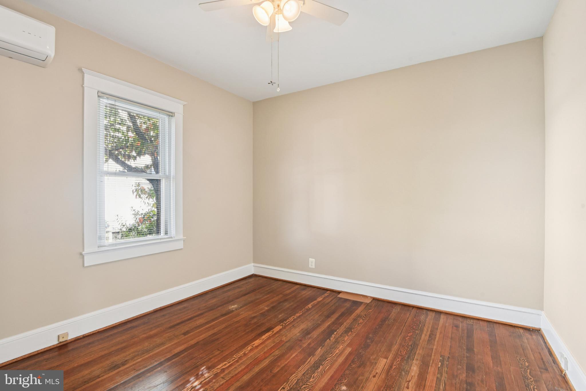 REALTY PARK - Residential