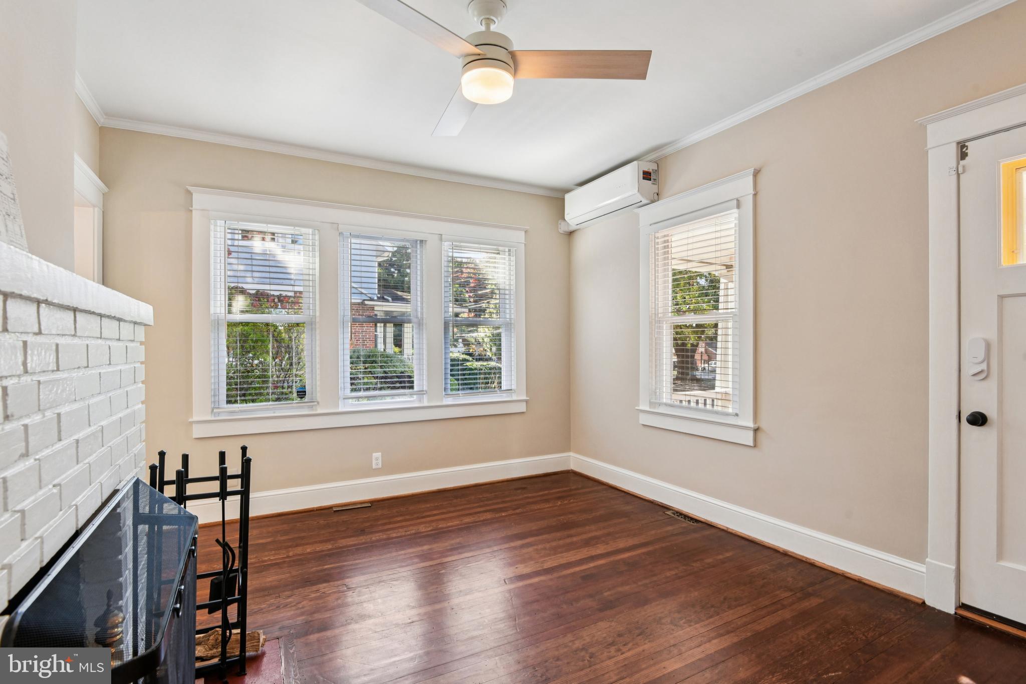 REALTY PARK - Residential