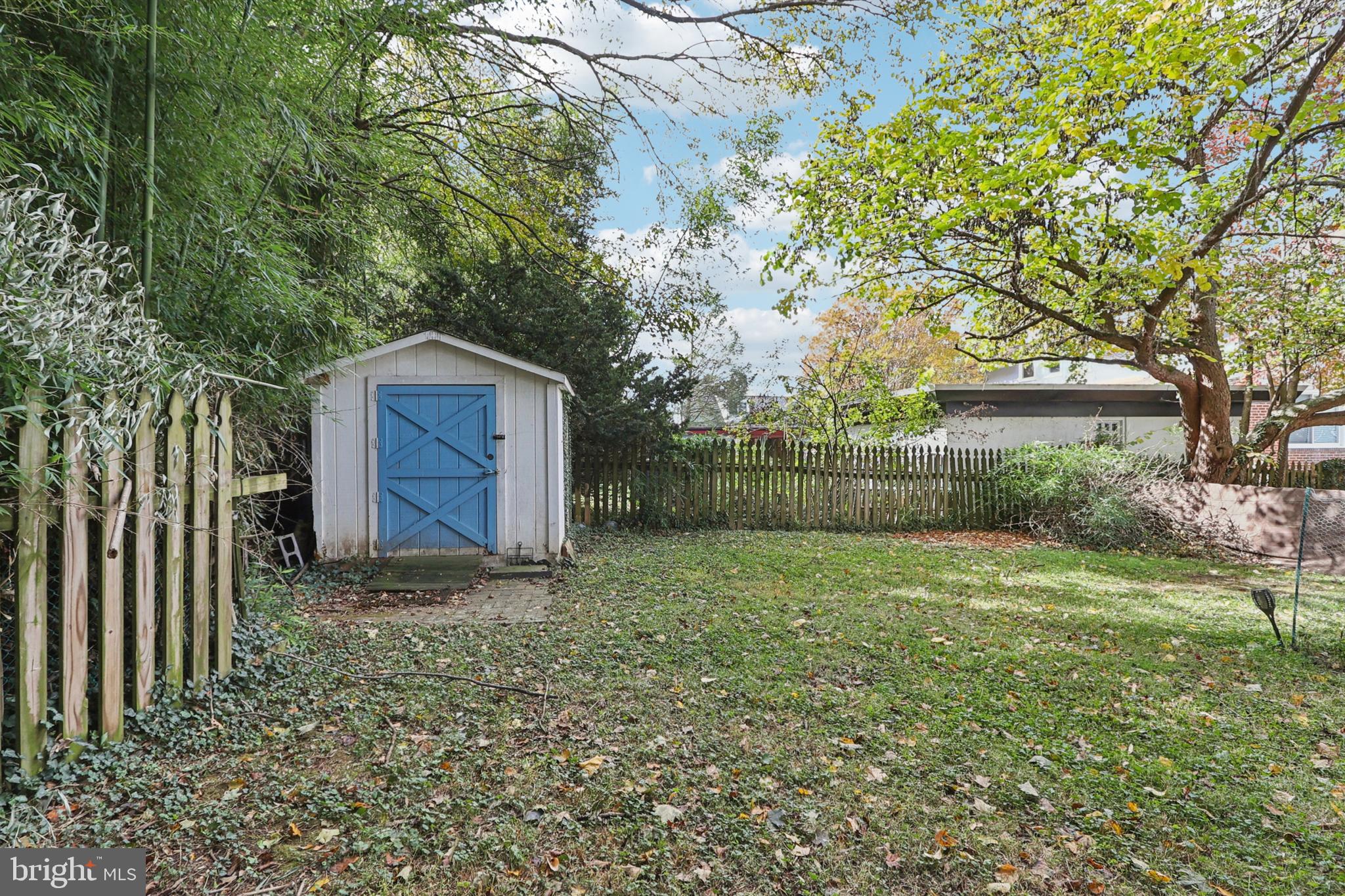 REALTY PARK - Residential