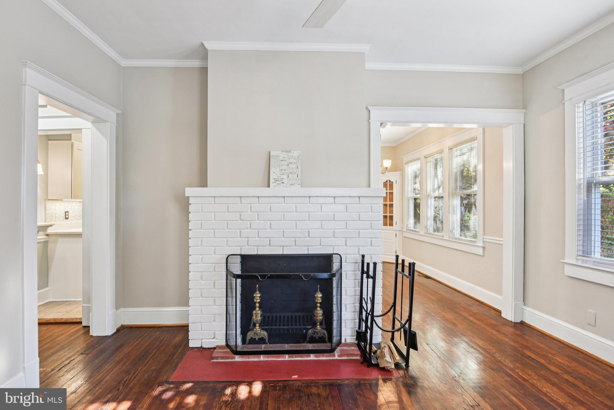 REALTY PARK - Residential