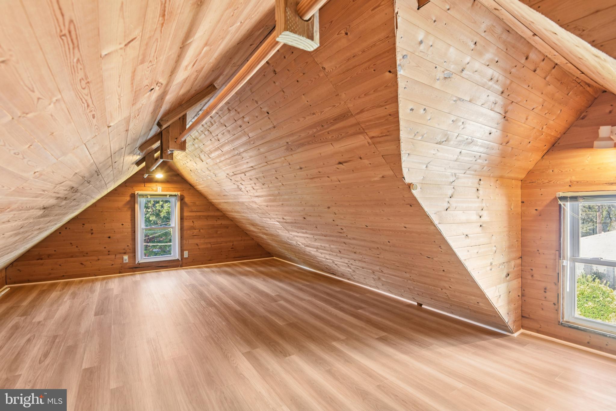 REALTY PARK - Residential