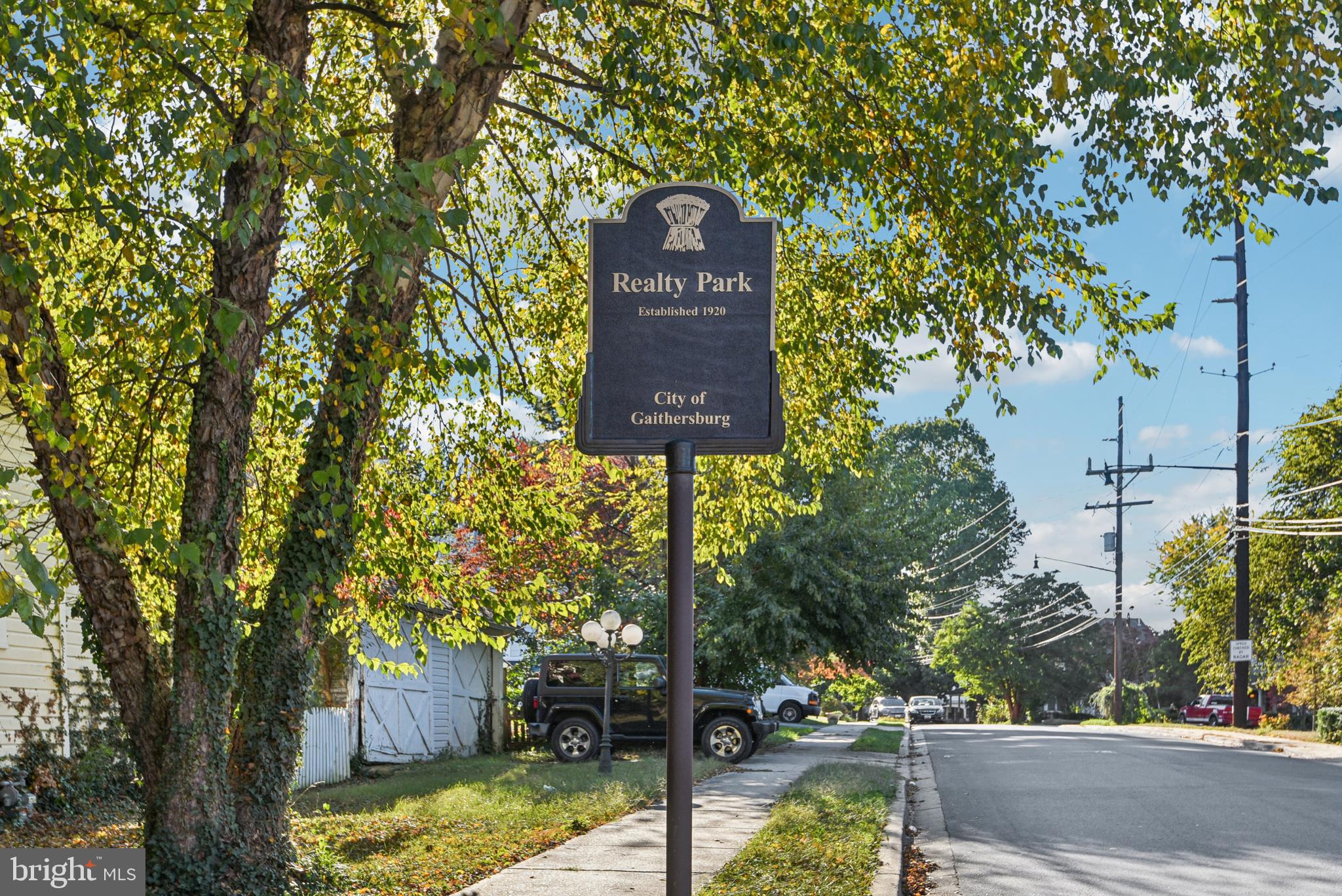 REALTY PARK - Residential