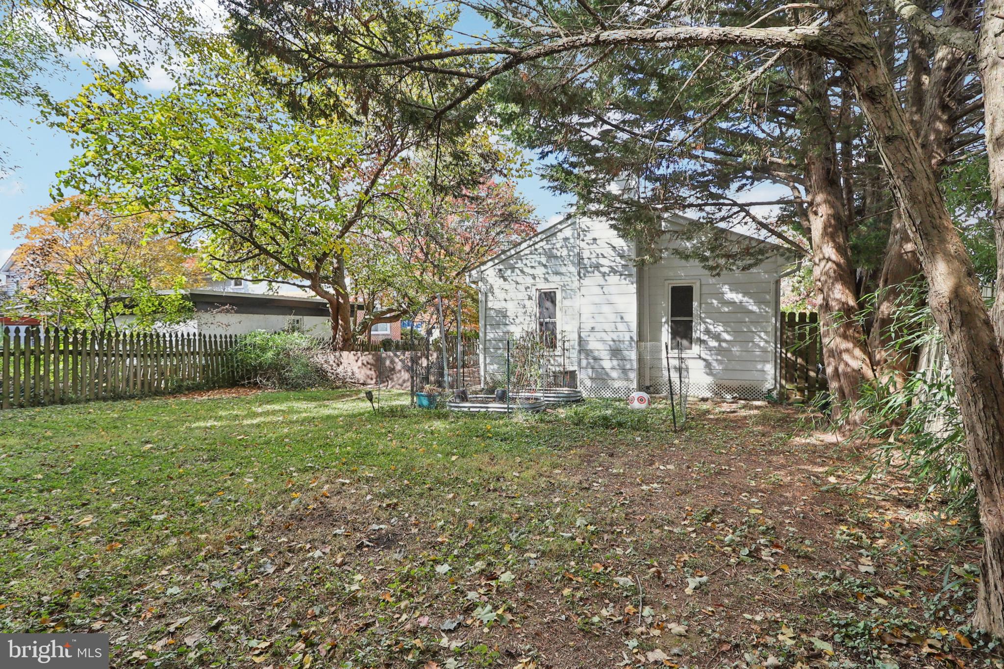 REALTY PARK - Residential