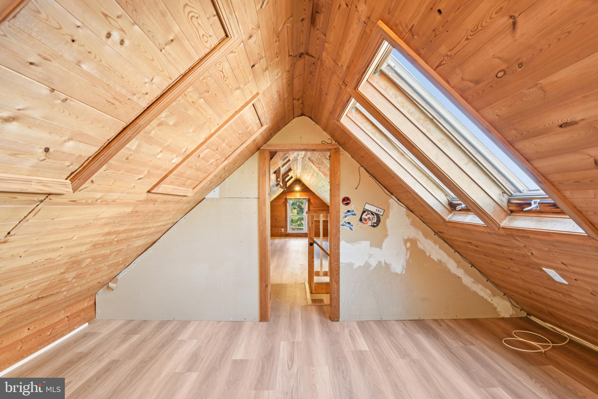 REALTY PARK - Residential