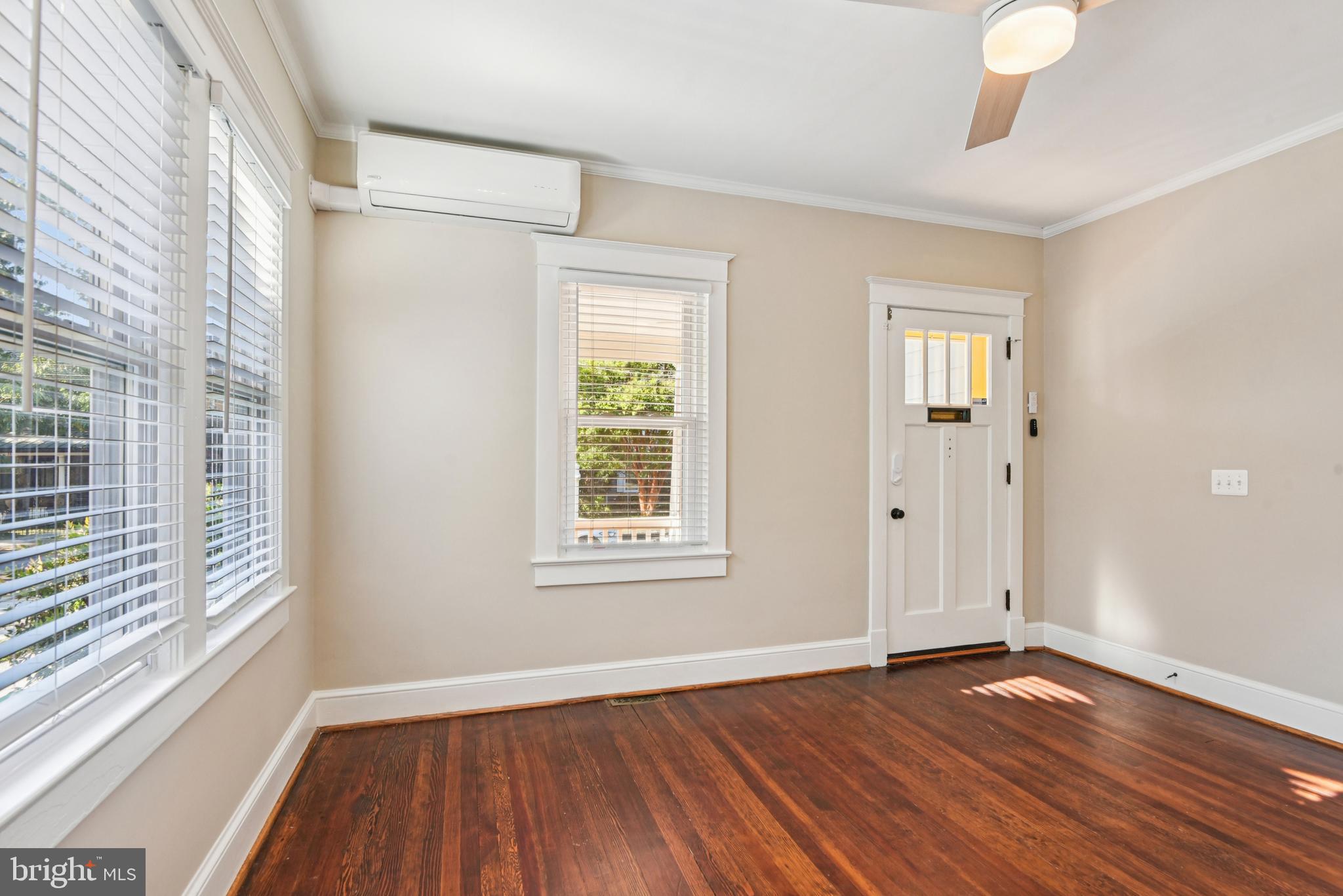 REALTY PARK - Residential